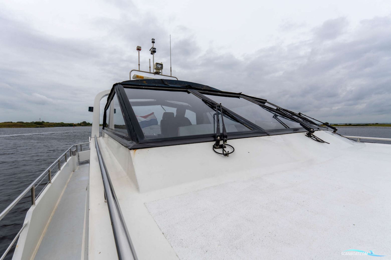 Pacific Allure 180 Cabrio