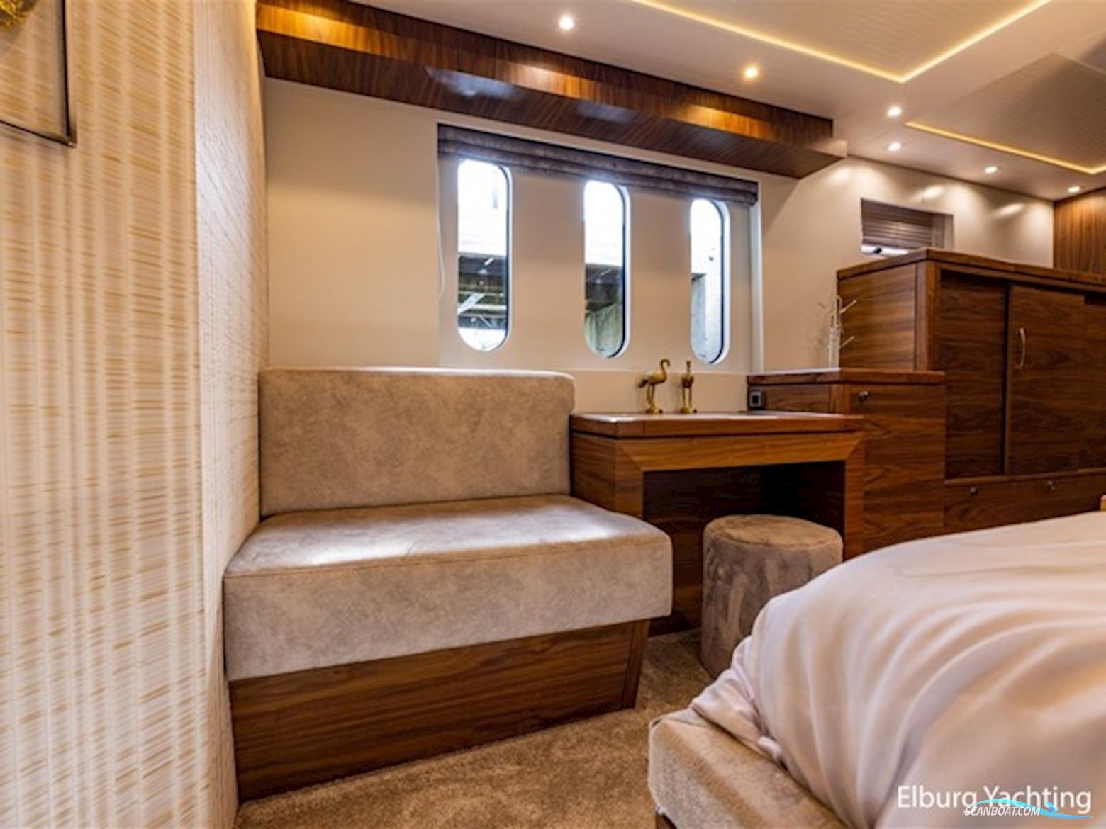 Pacific Pearl Fly 21.00  - CB  - Stabilizers 