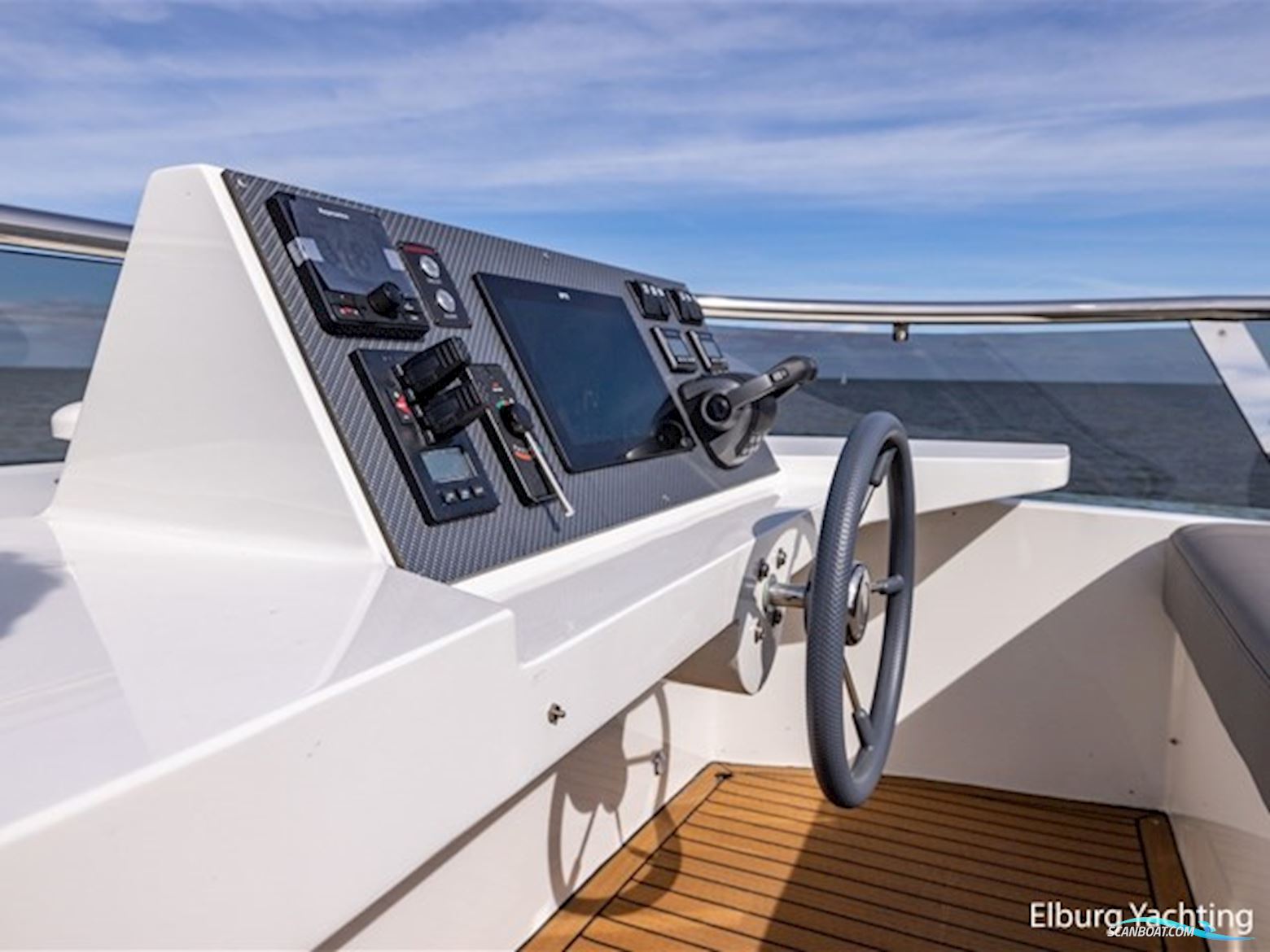 Pacific Pearl Fly 21.00  - CB  - Stabilizers 