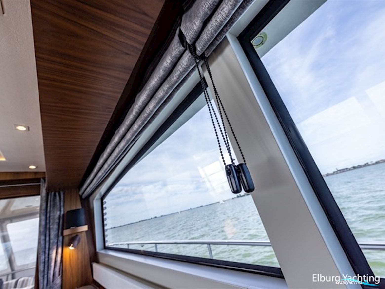 Pacific Pearl Fly 21.00  - CB  - Stabilizers