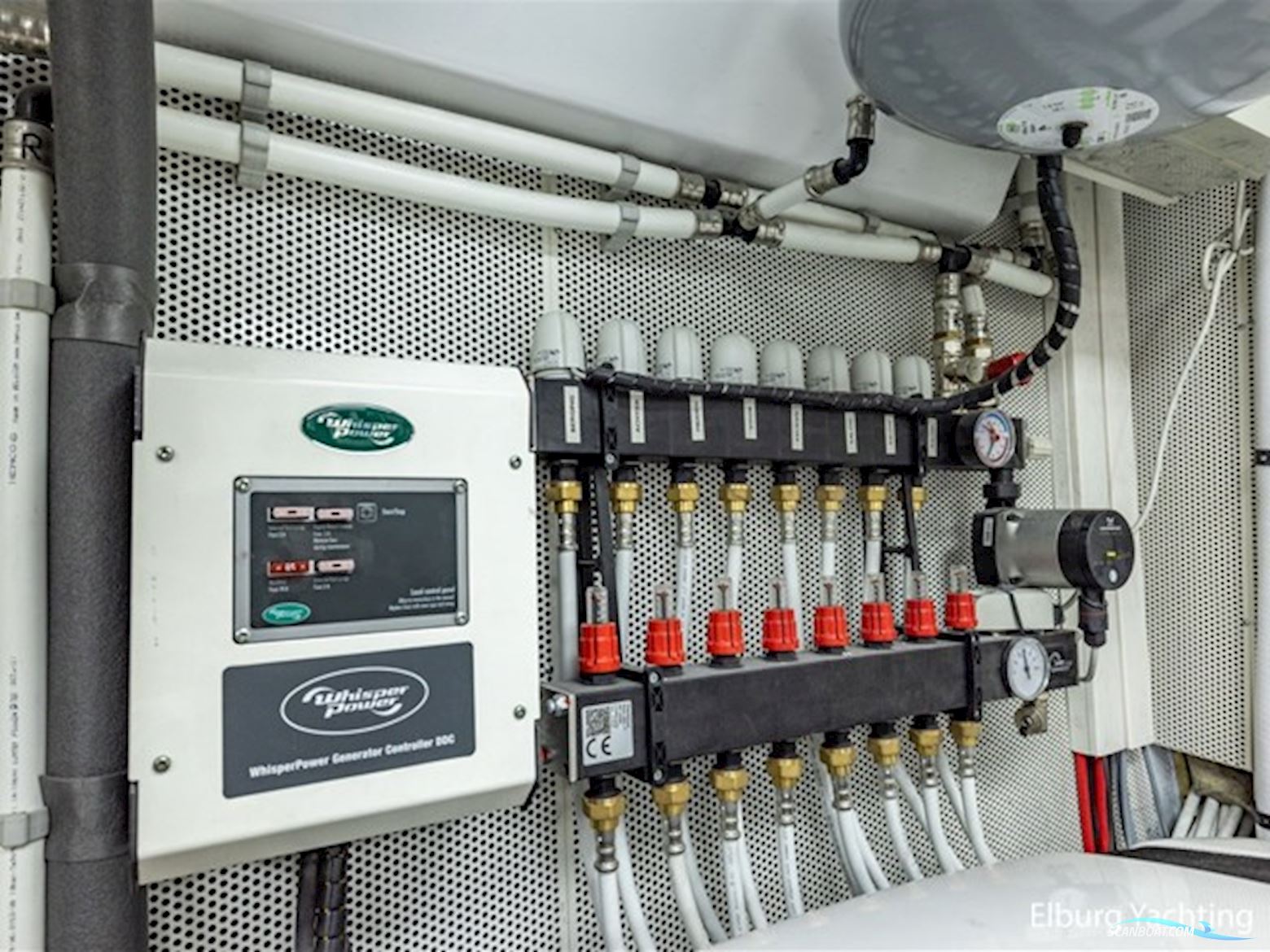 Pacific Pearl Fly 21.00 - CB - Stabilizers