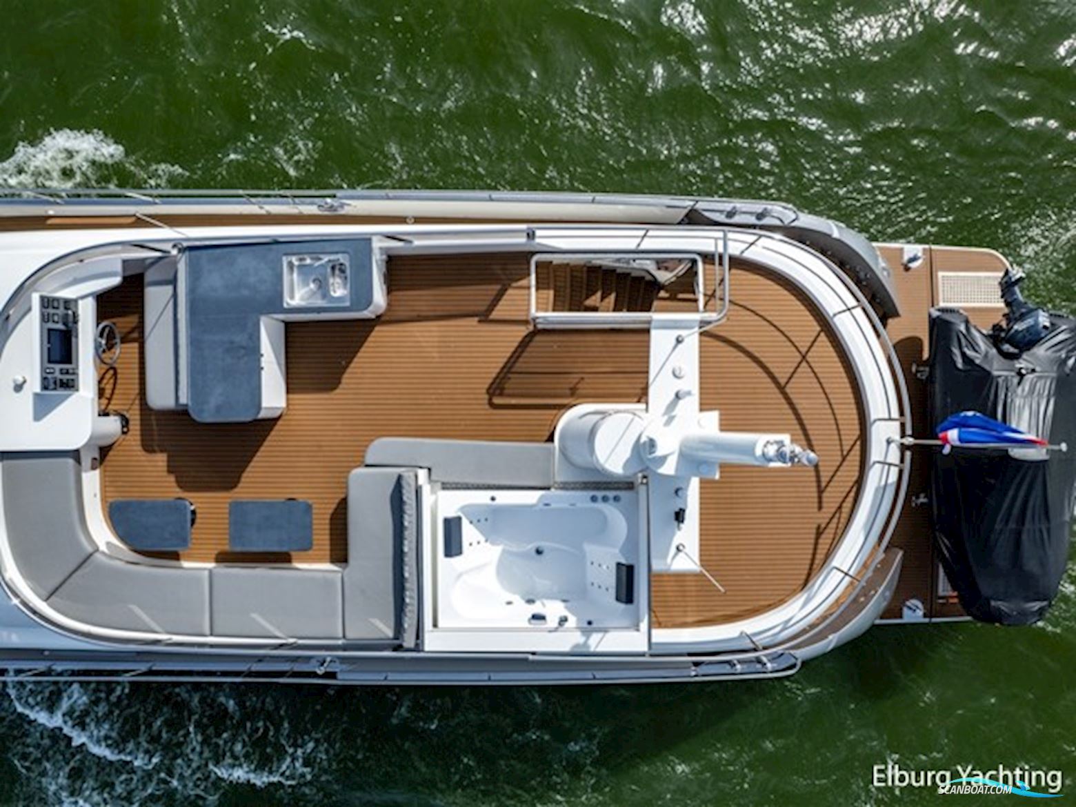 Pacific Pearl Fly 21.00 - CB - Stabilizers