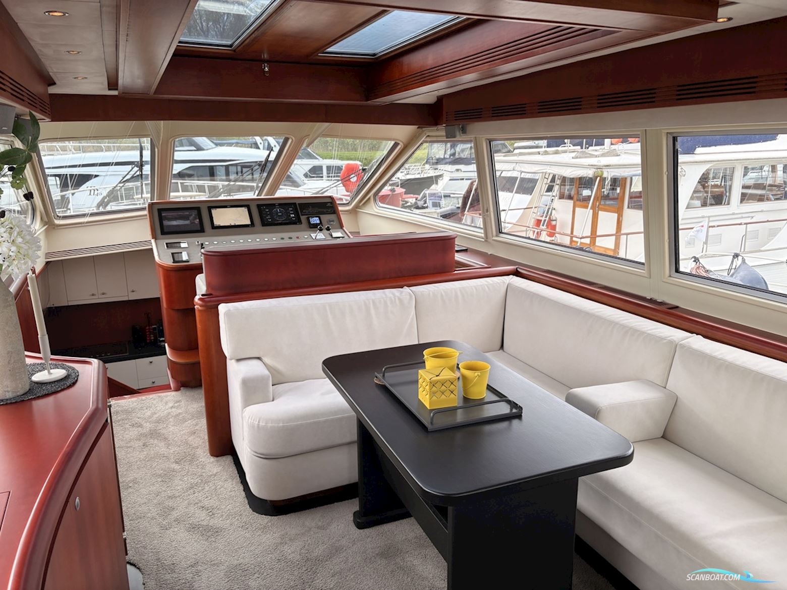 Pacific Prestige 190