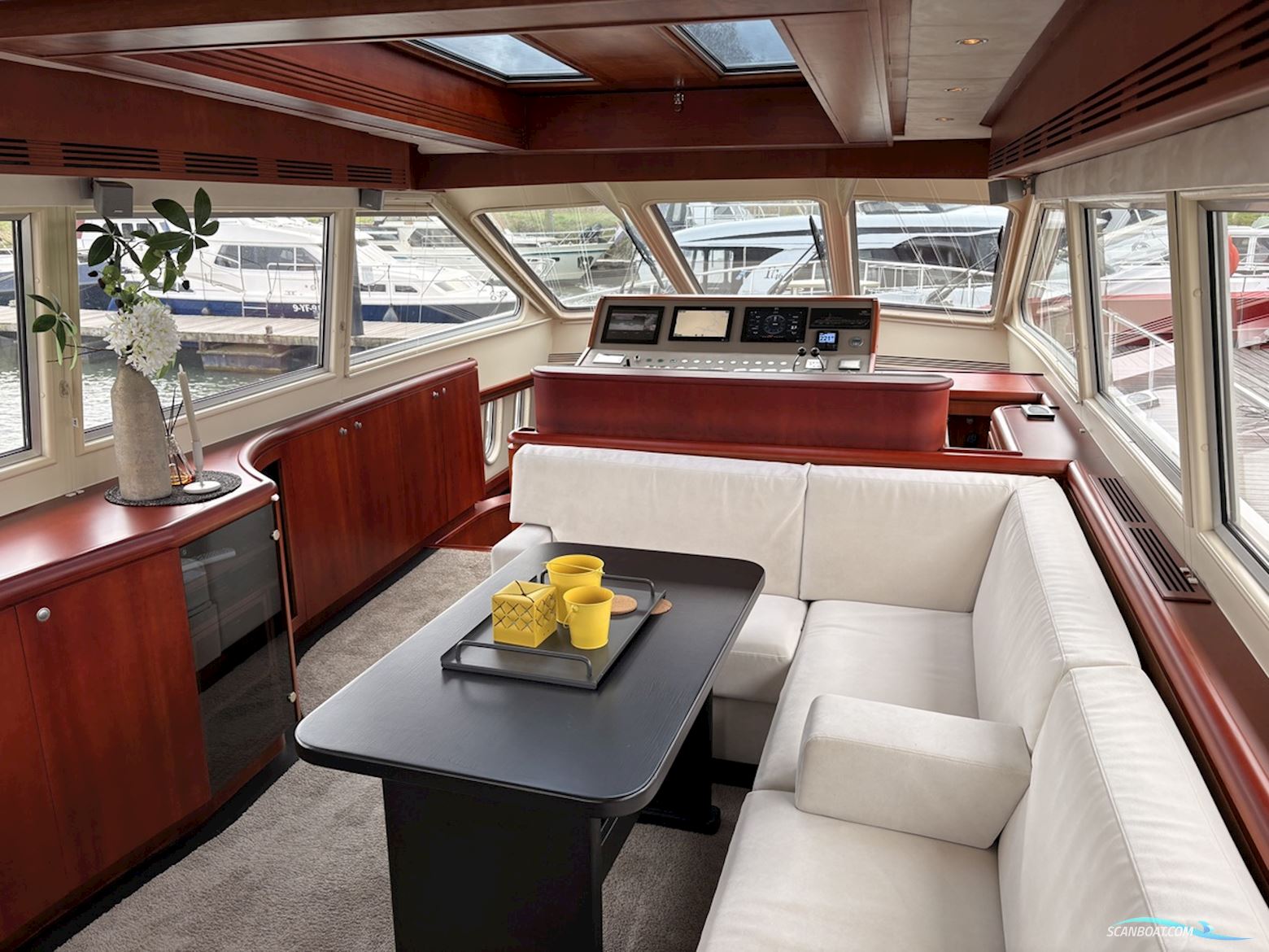 Pacific Prestige 190