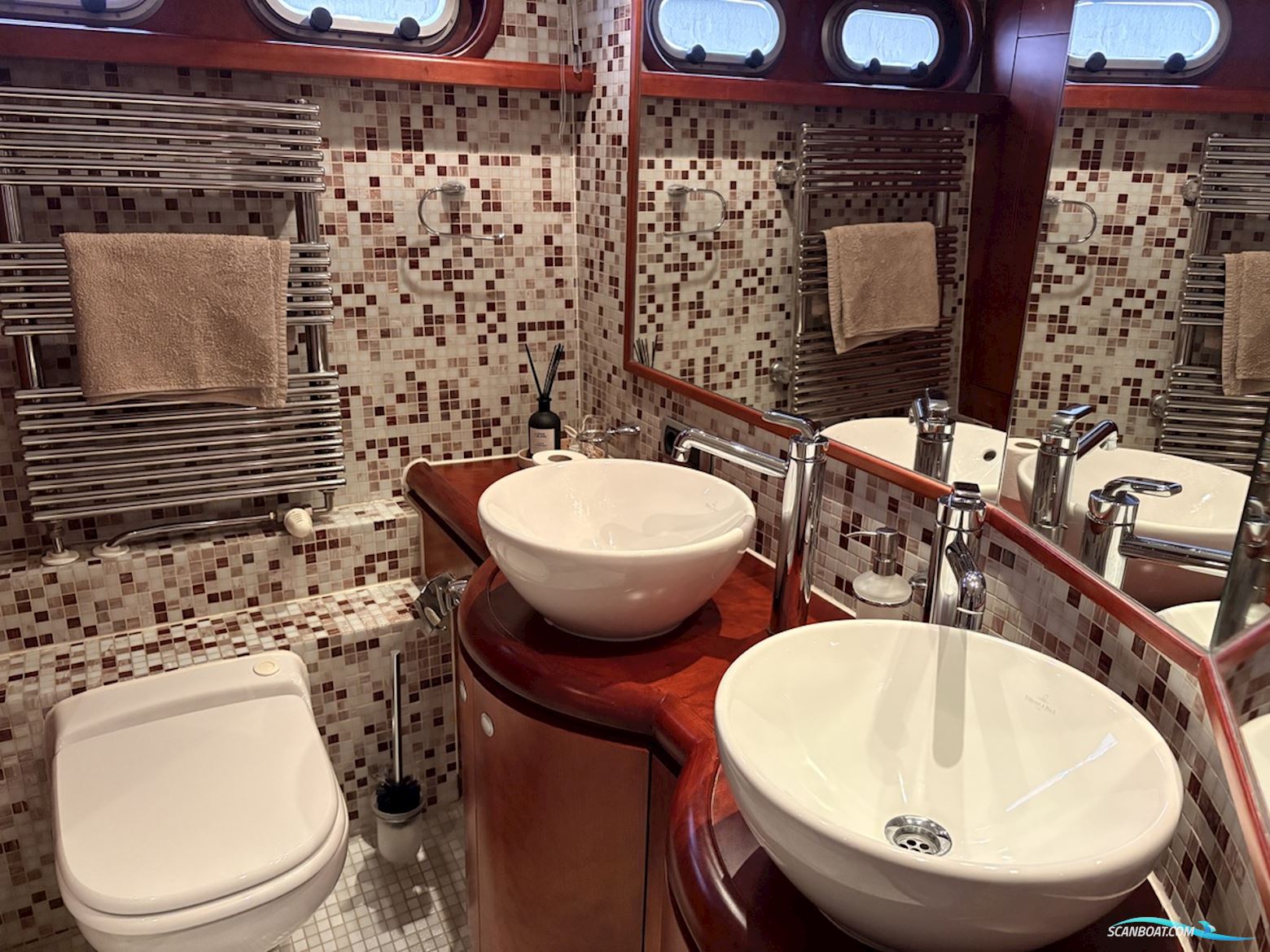 Pacific Prestige 190