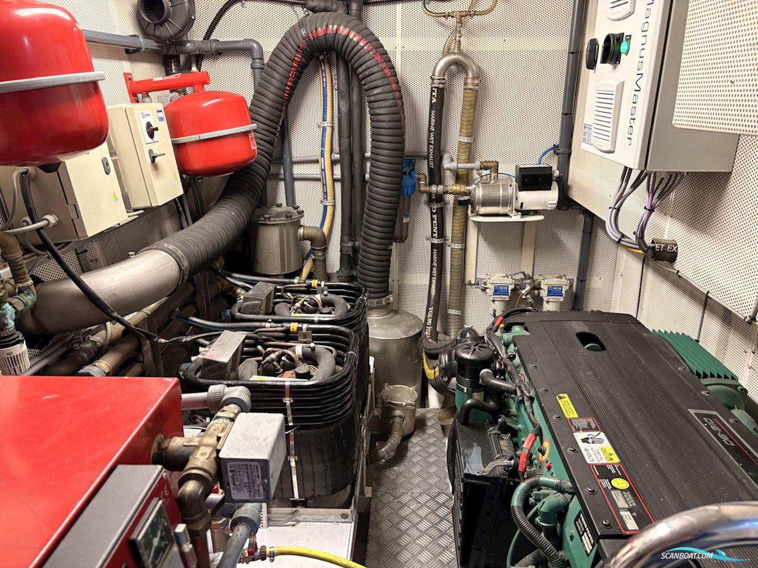 Pacific Prestige 190