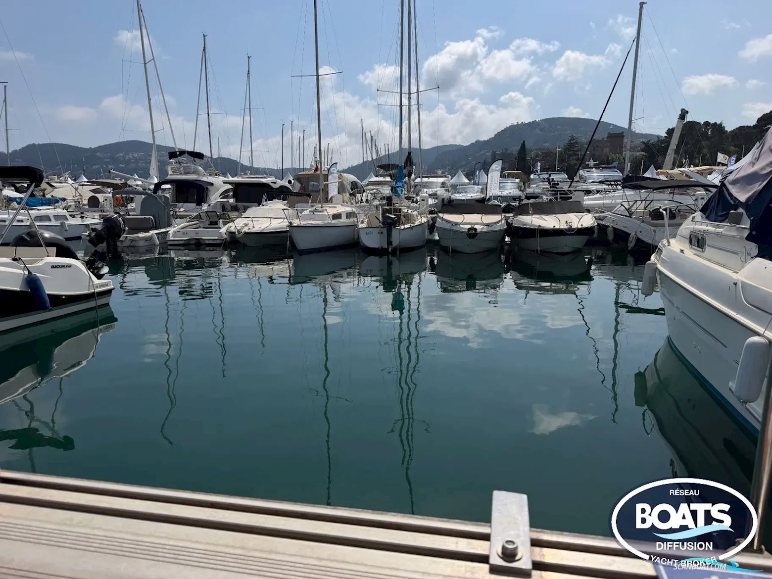 palce de port PLACE DE PORT MANDELIEU LA NAPOULE Motorboot 2026, Frankreich