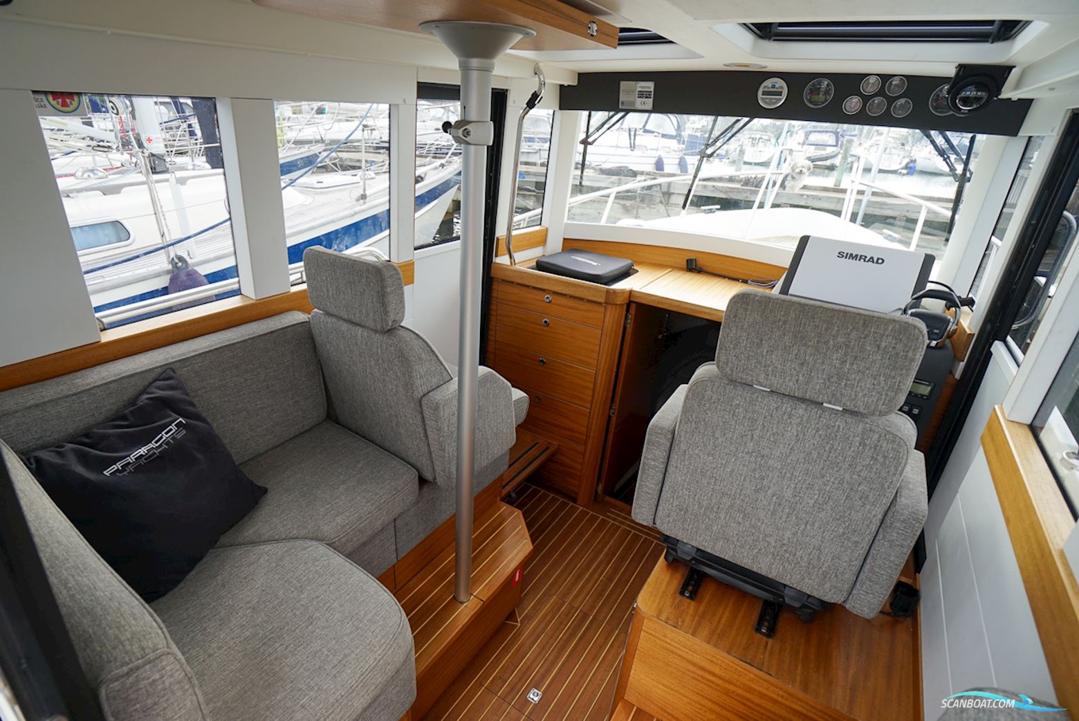 Paragon 25 Cabin