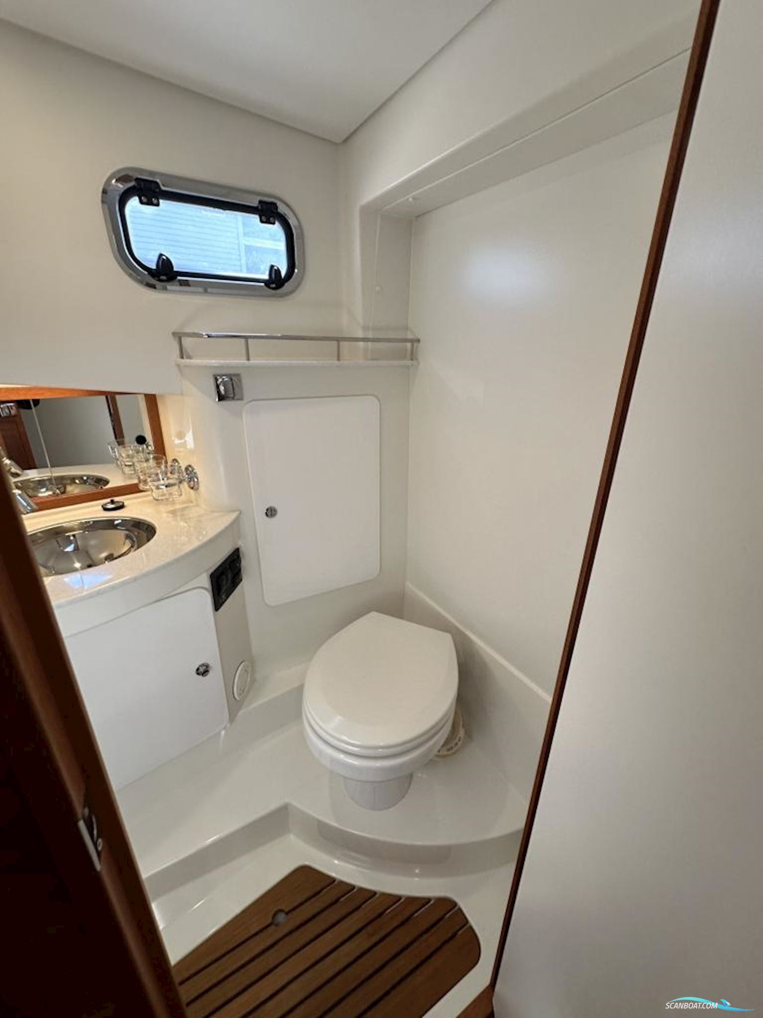 Paragon 31 Cabin -Reserviert-