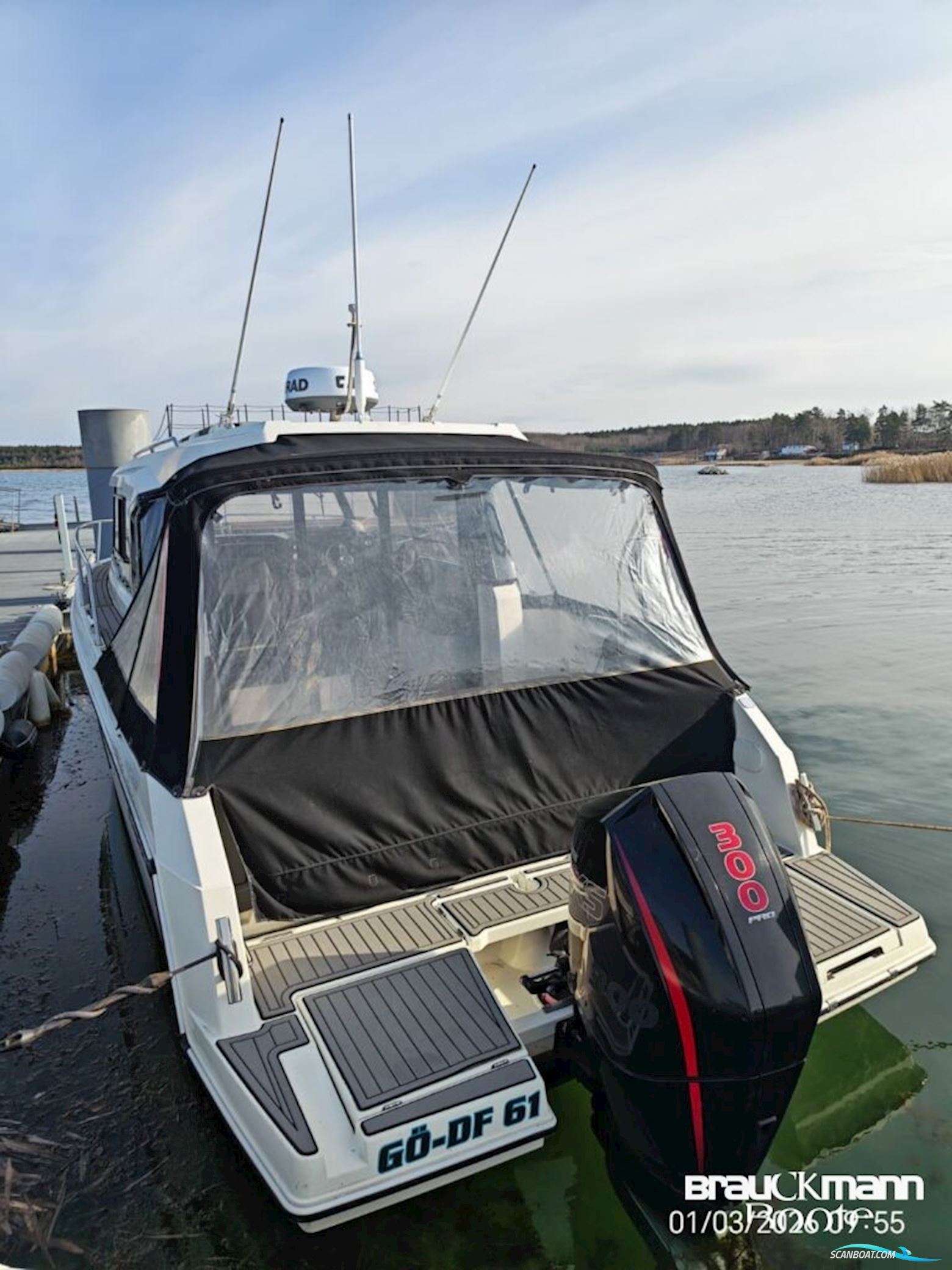 Parker Marine 790 Explorer