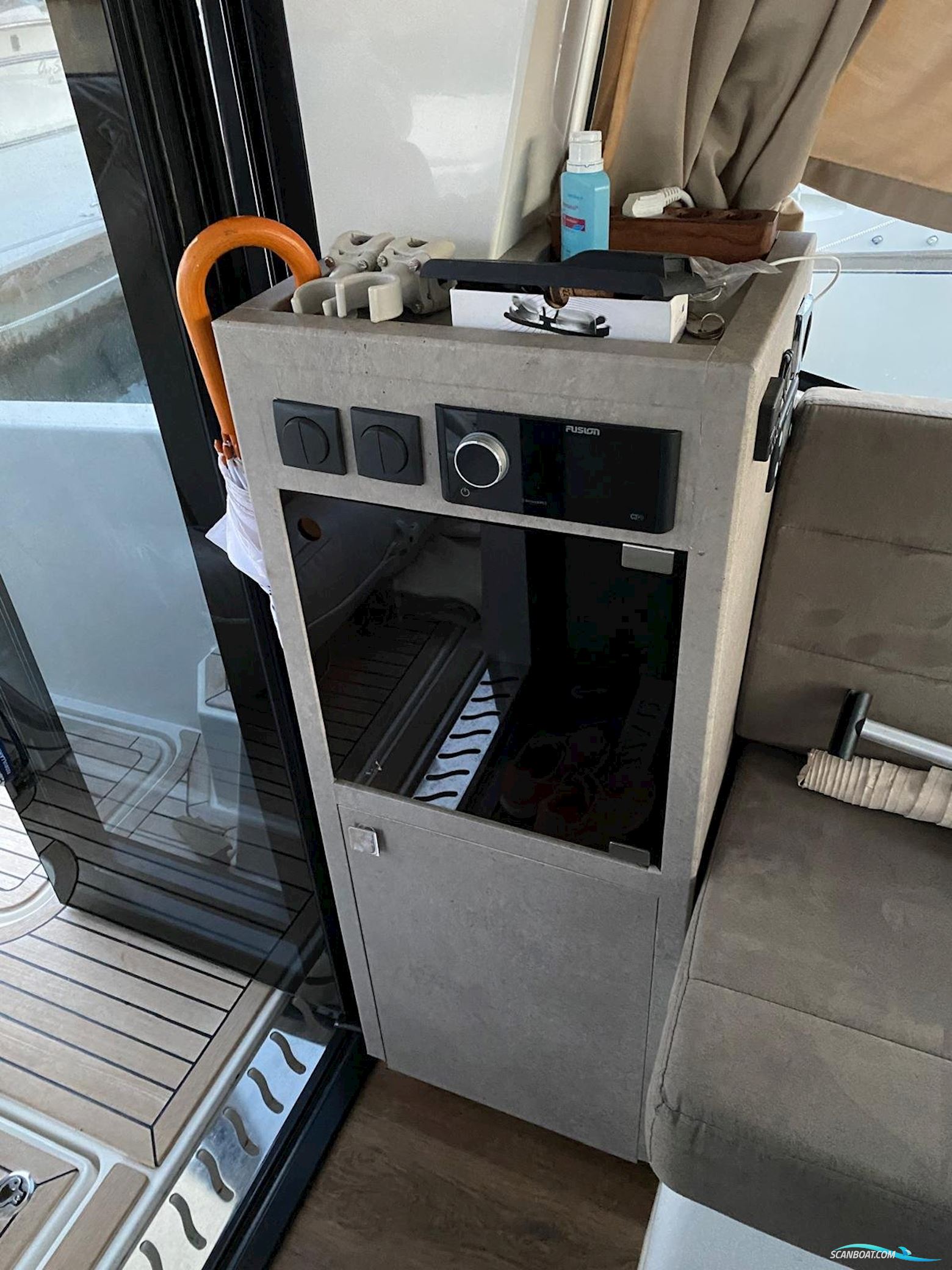 Parker MONACO 110 - 2X 300 PS