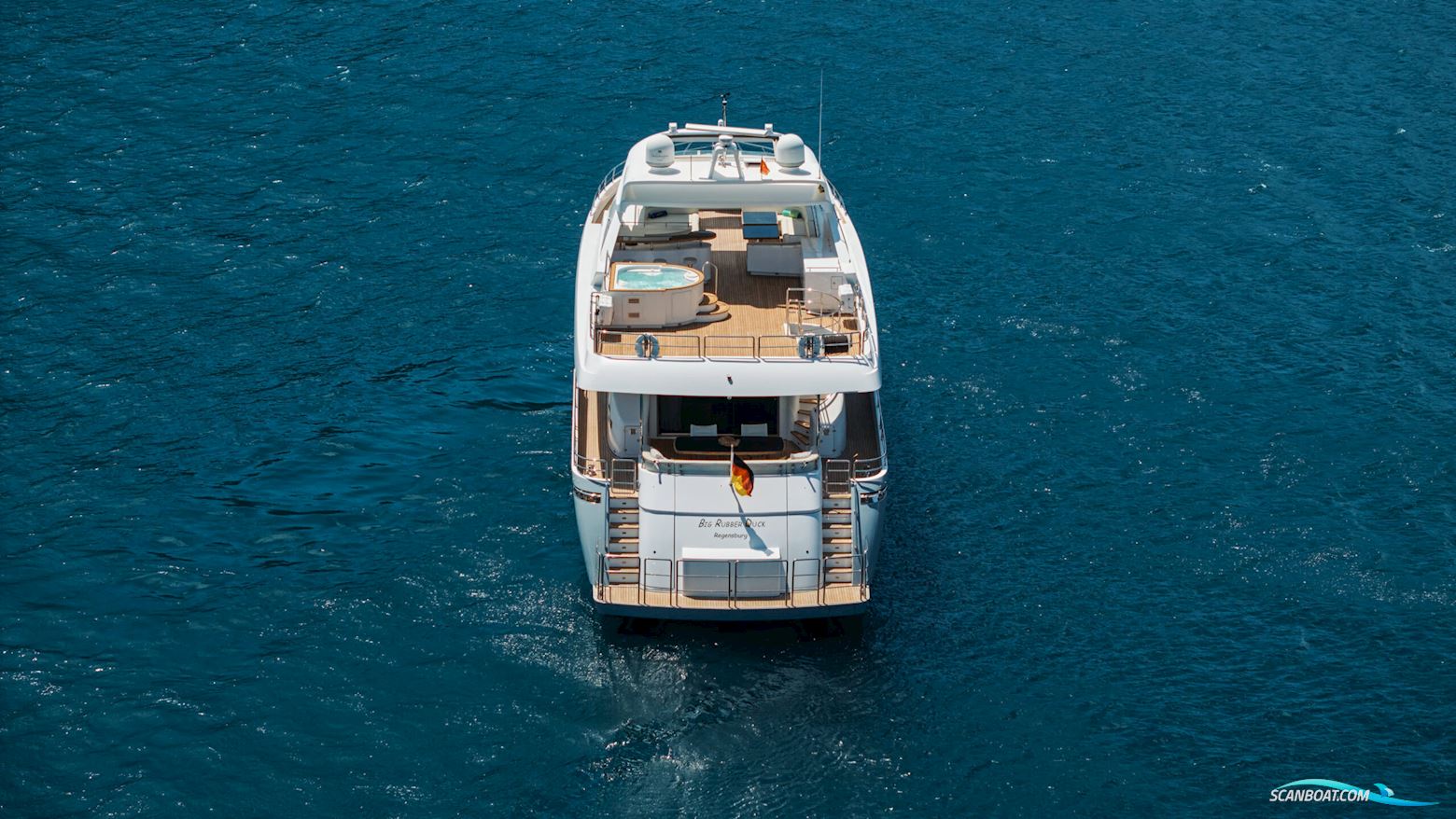 Peer Gynt Big Rubber Duck