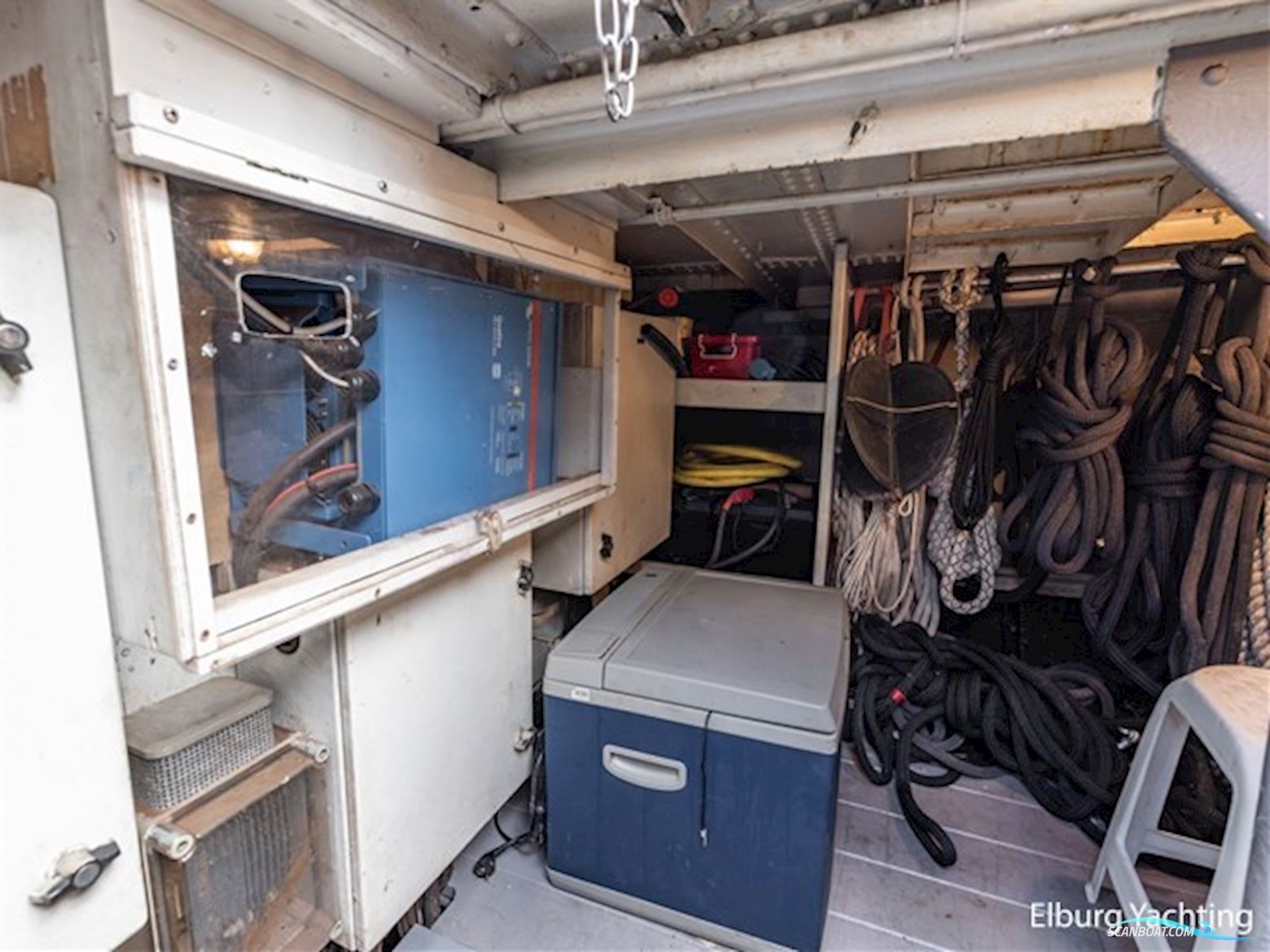 Pegasus II 16.71 - Vluchtschip