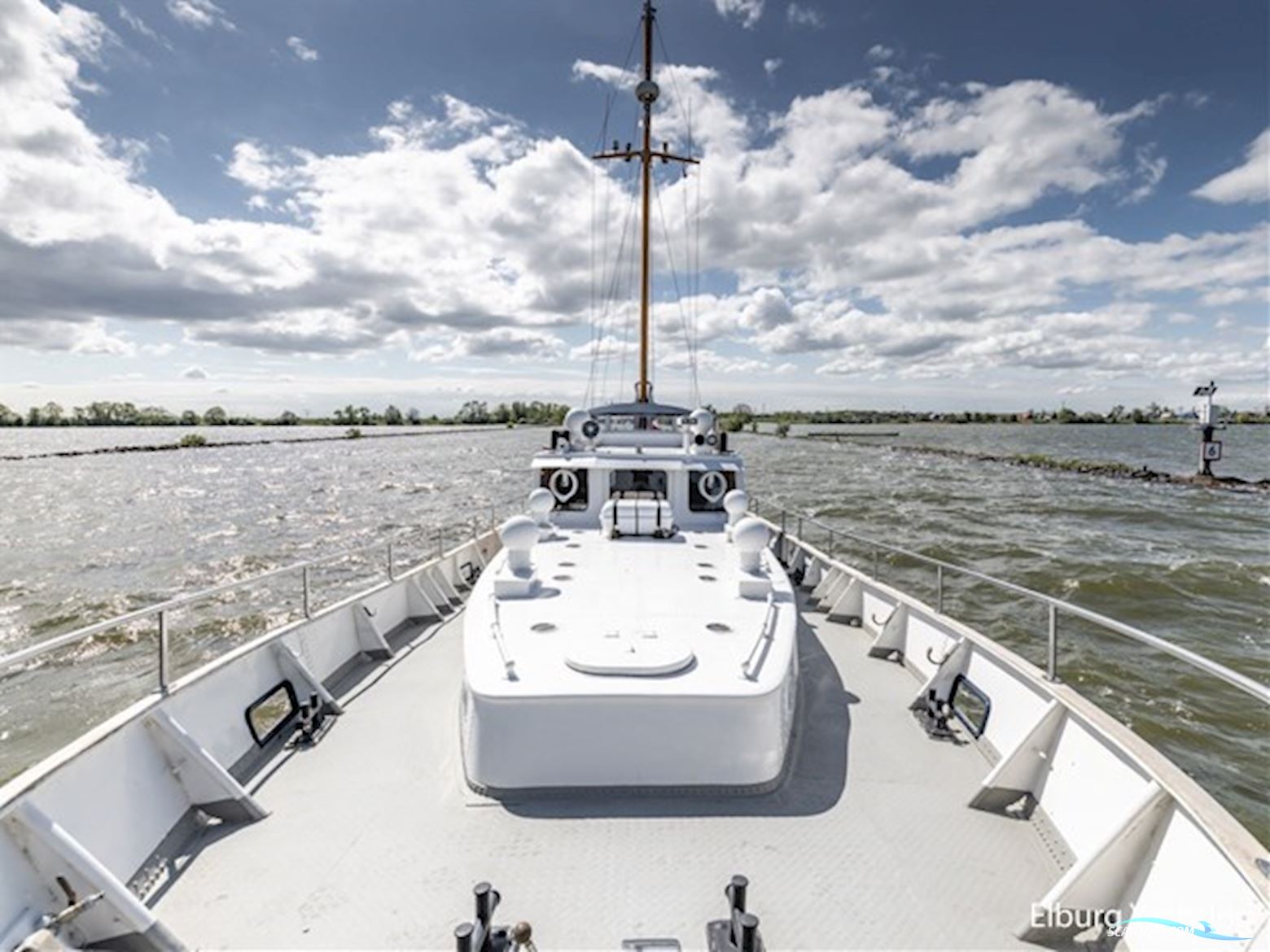 Pegasus II 16.71 - Vluchtschip