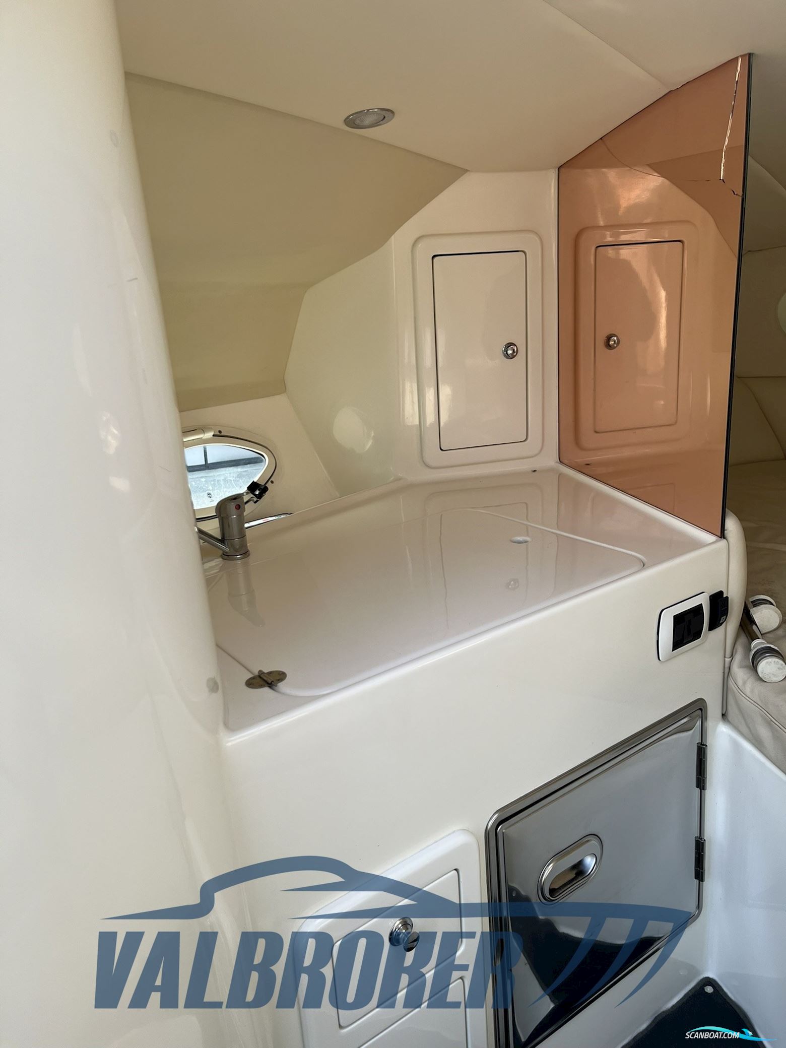 Performance Marine 907 Performance