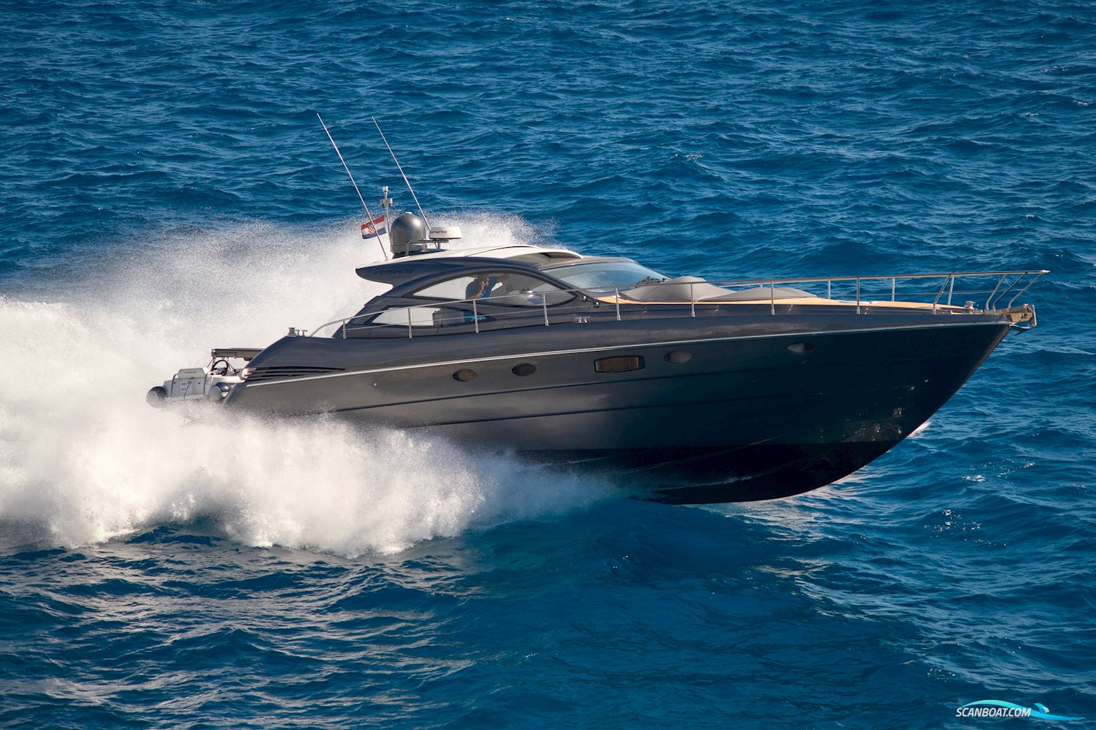 Pershing 50 Motorboot 2004, mit MAN motor, Kroatien