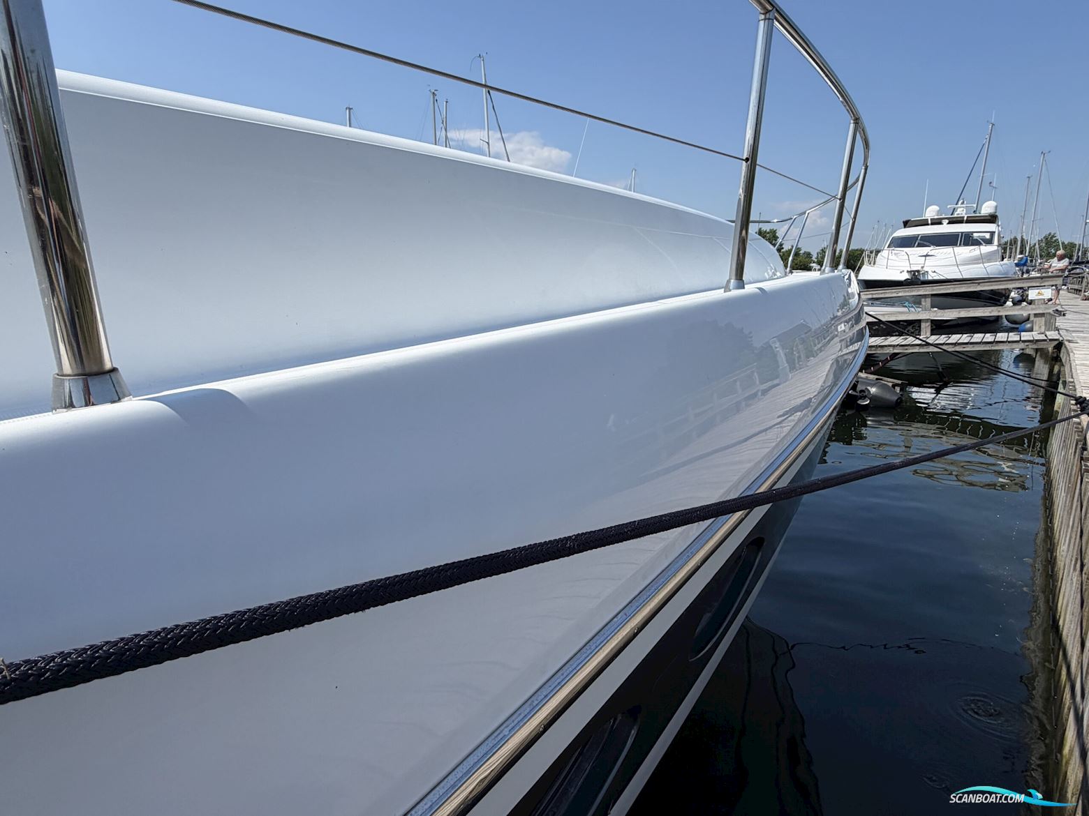 Pershing 52