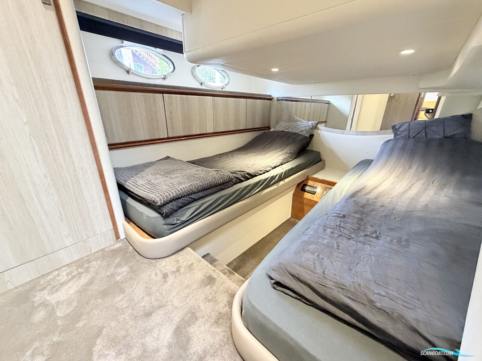 Pershing 52