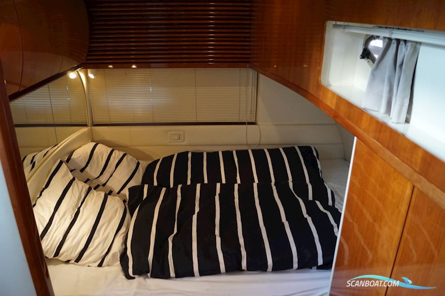 Pershing 54 - Unik Stand / Mint Conditon