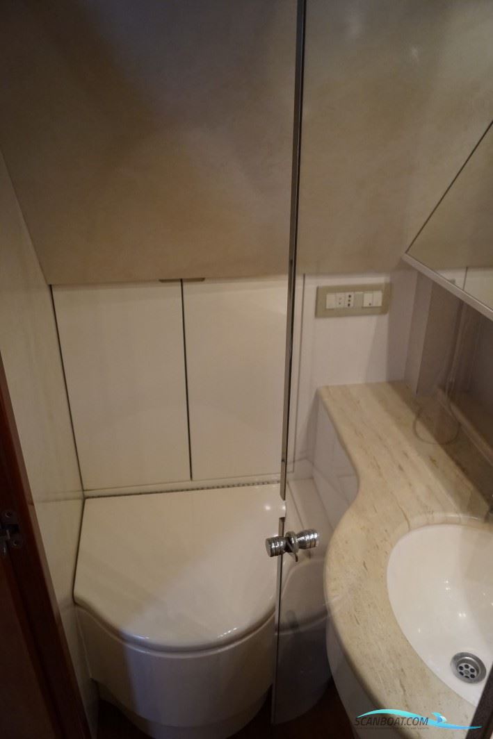 Pershing 54 - Unik Stand / Mint Conditon