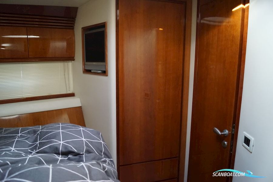 Pershing 54 - Unik Stand / Mint Conditon