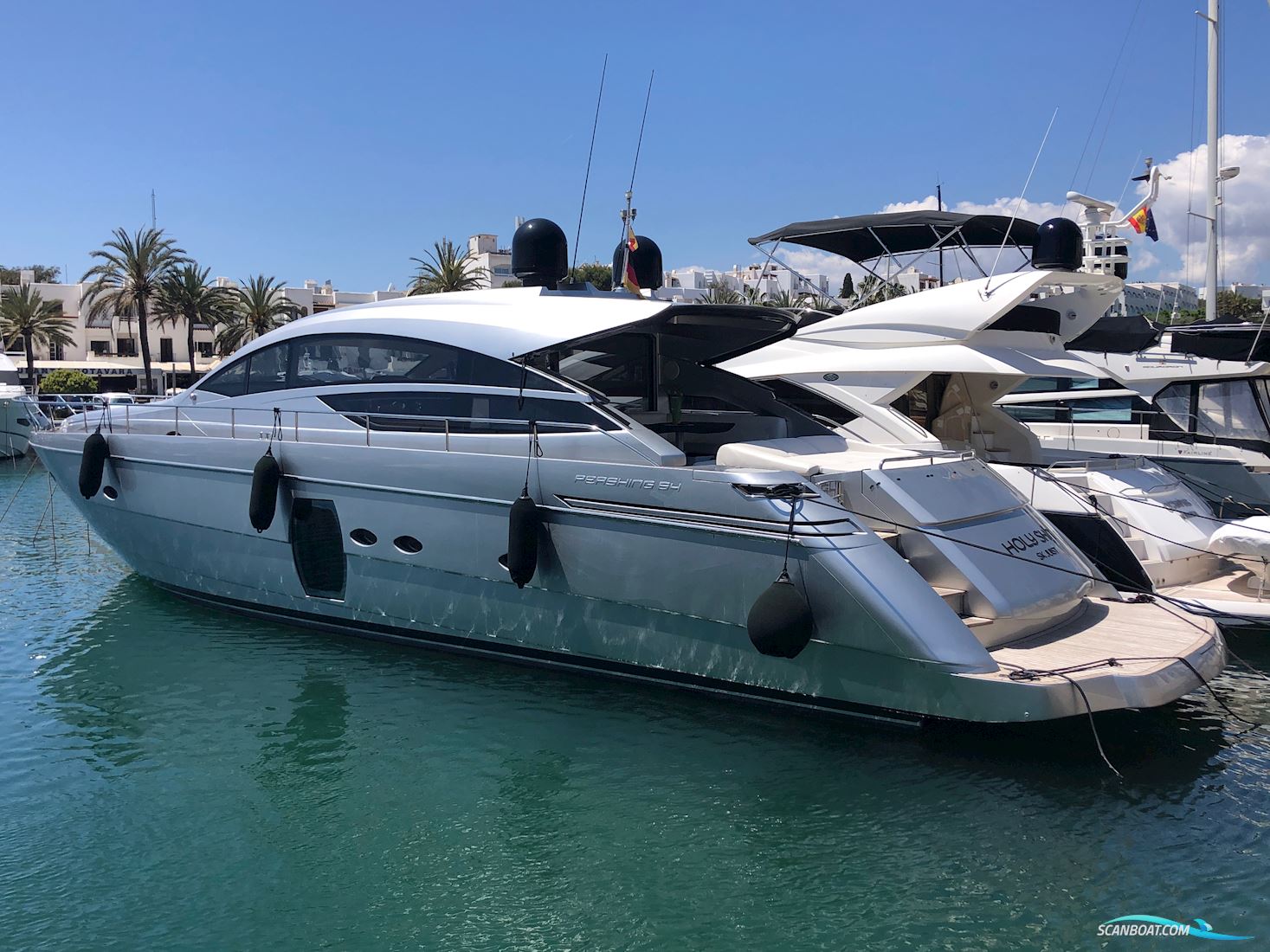 Pershing 64 Motorboot 2008, mit Man V12 1550 motor, Spanien