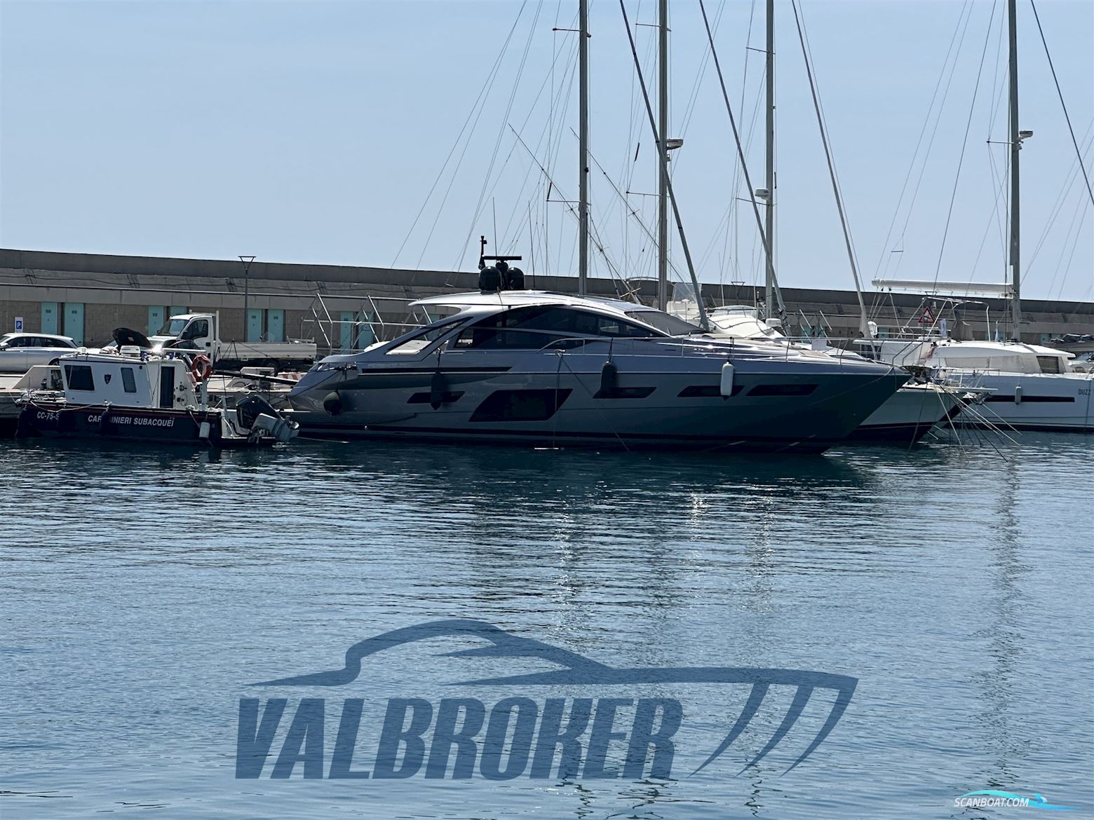 Pershing 7X Motorboot 2024, mit Man V12 motor, Italien