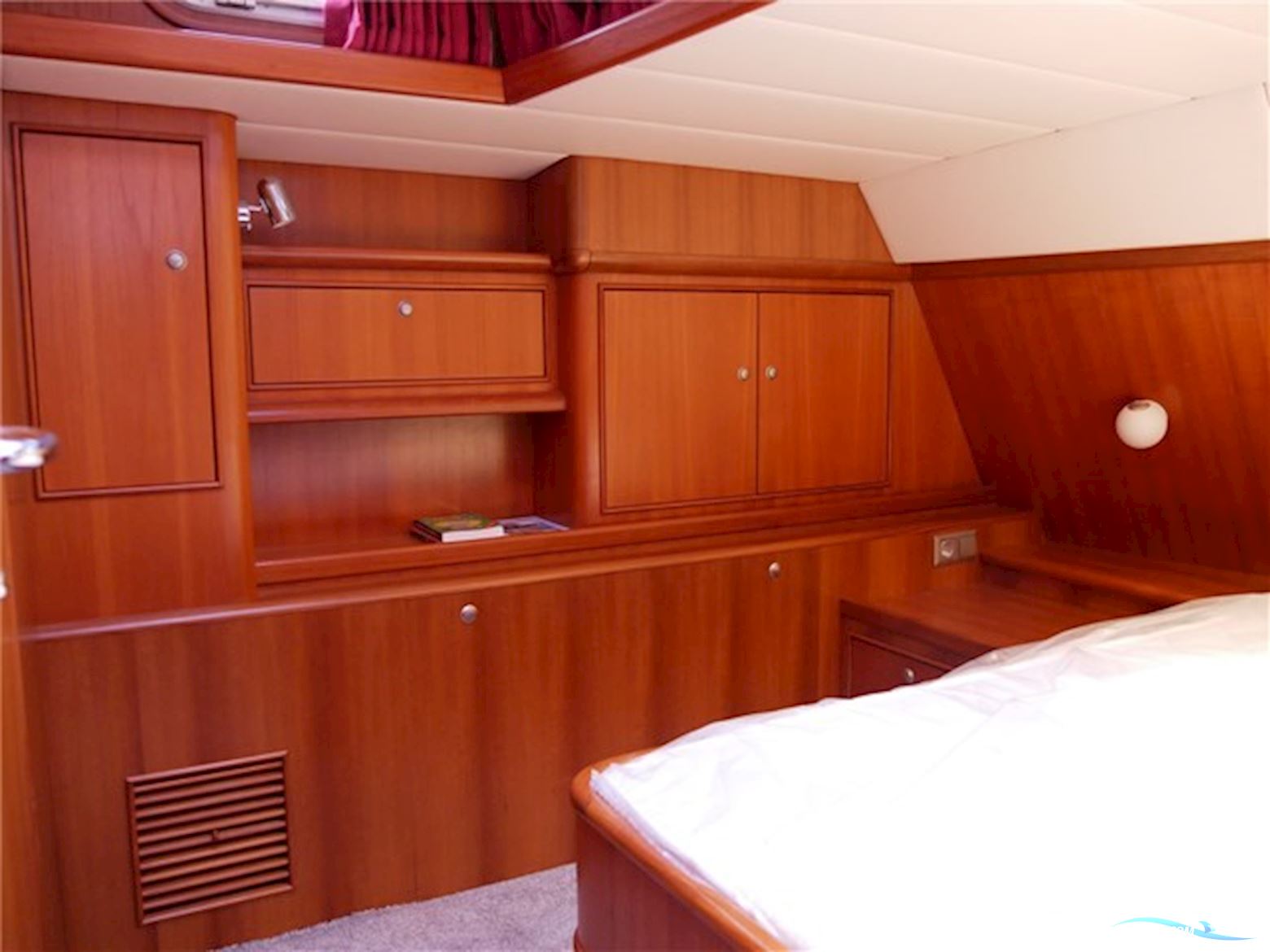 Pieter Beeldsnijder 58 - Open Pilothouse 