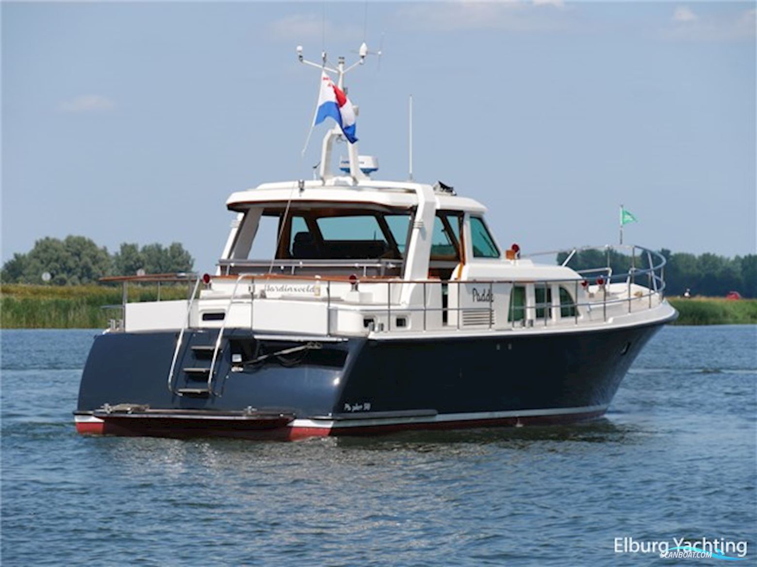 Pieter Beeldsnijder 58 - Open Pilothouse 