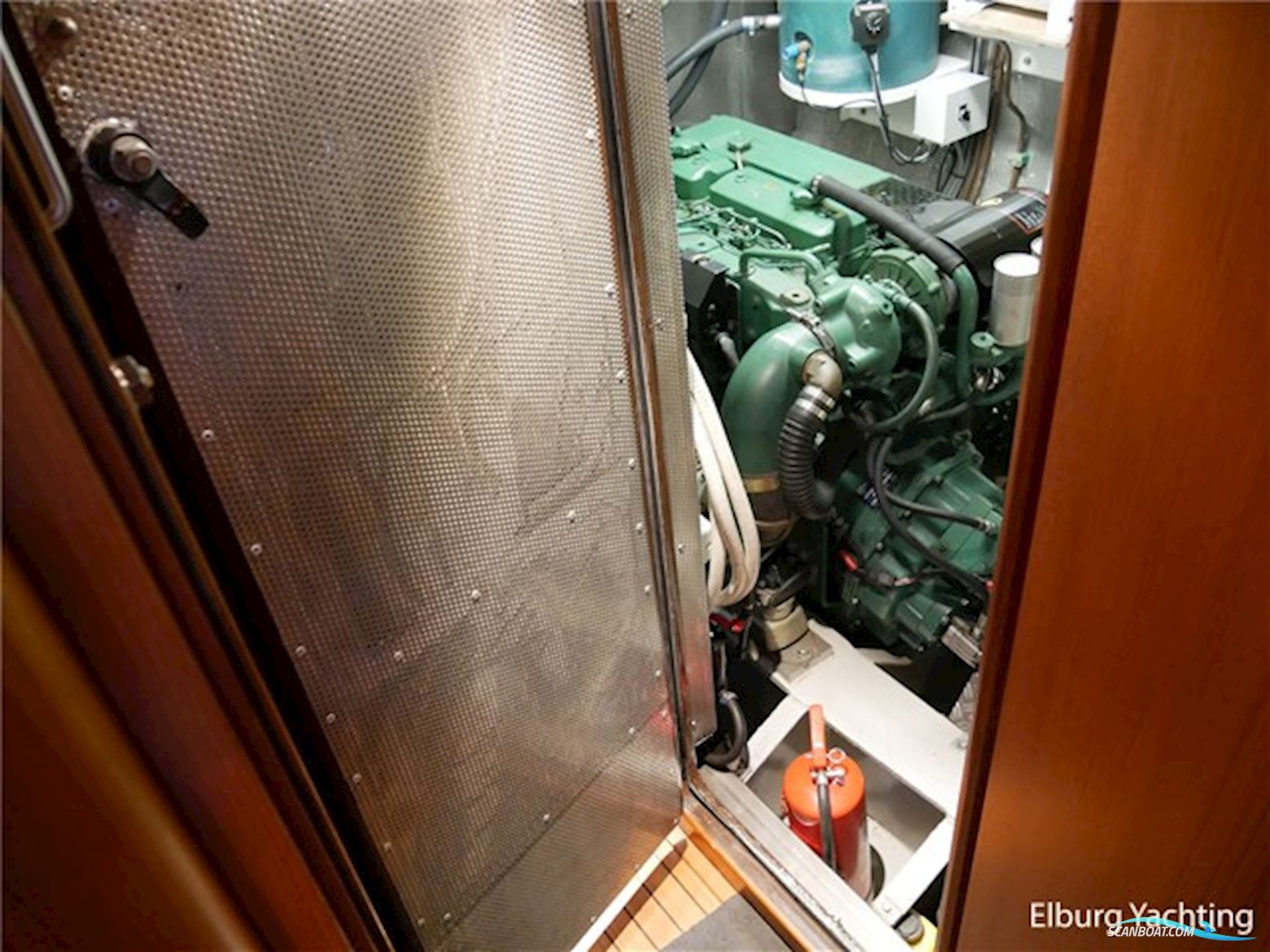 Pieter Beeldsnijder 58 - Open Pilothouse