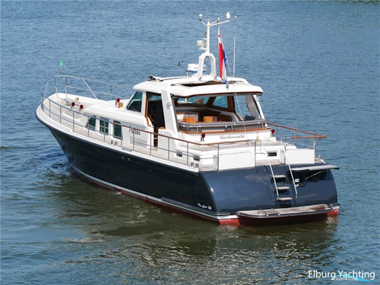 Pieter Beeldsnijder 58 - Open Pilothouse