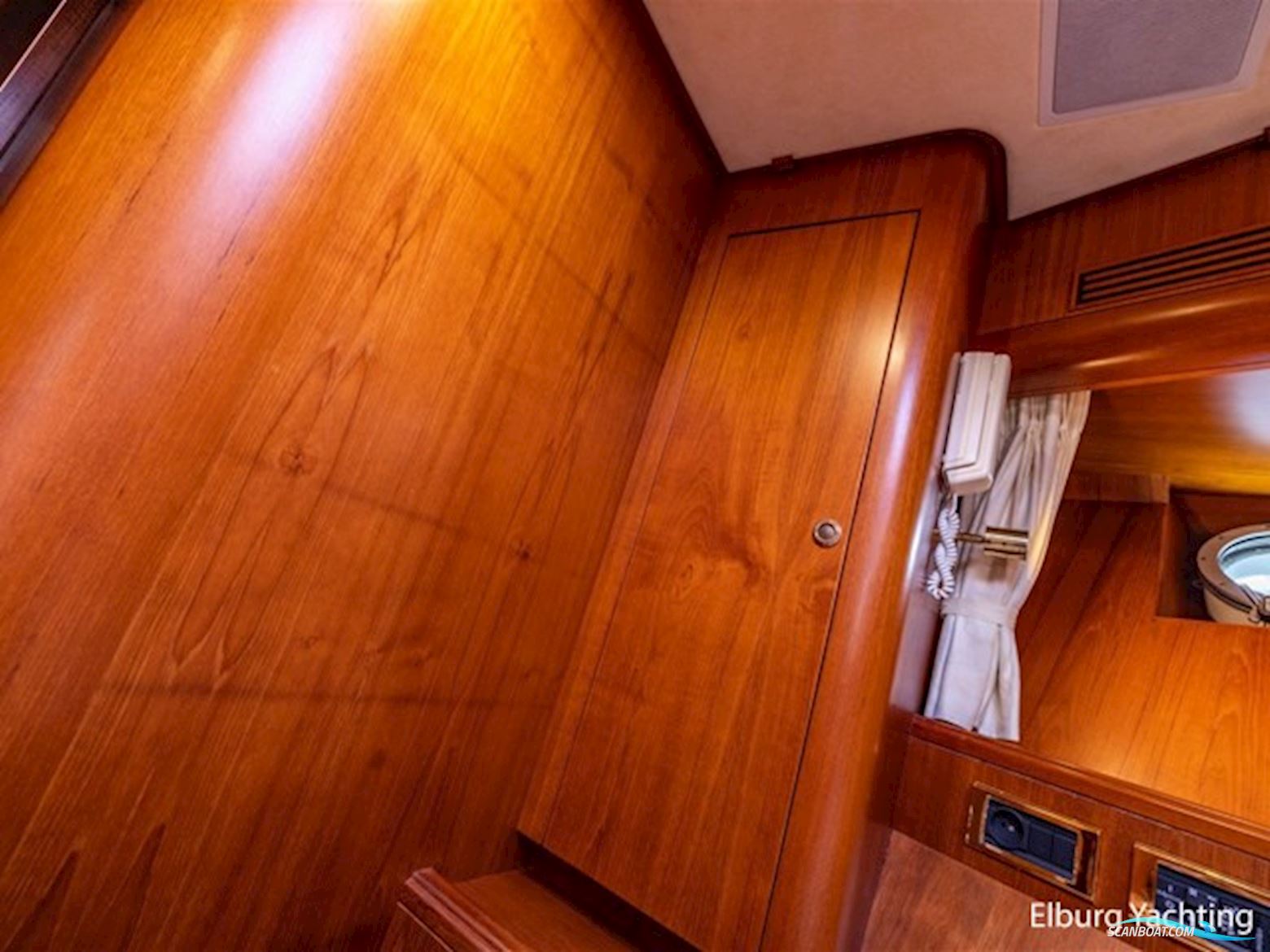 Pieter Beeldsnijder 60 - Explorer Yacht