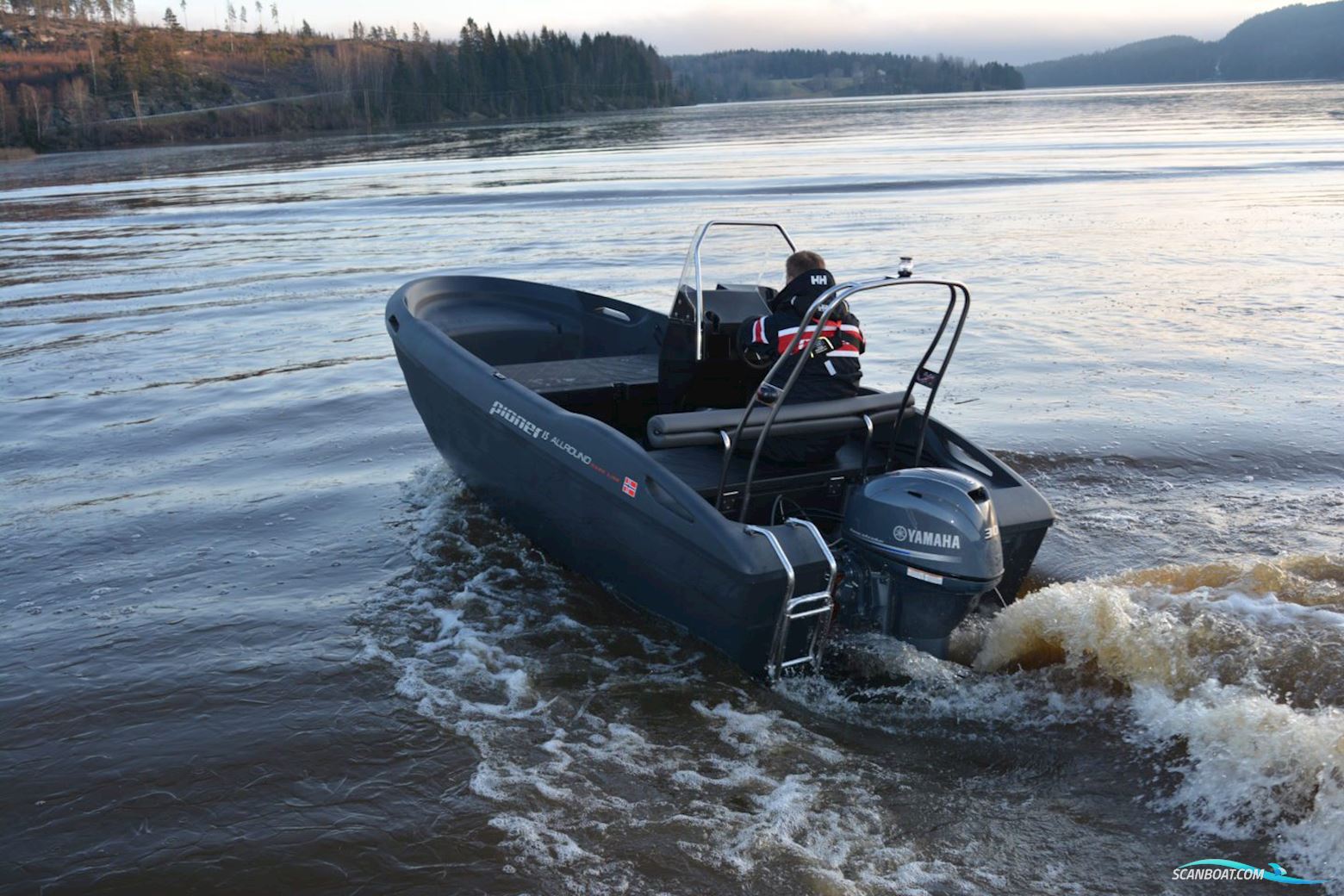 Pioner 15 Allround SE Motorboot 2022, mit Yamaha F30BETL motor, Dänemark