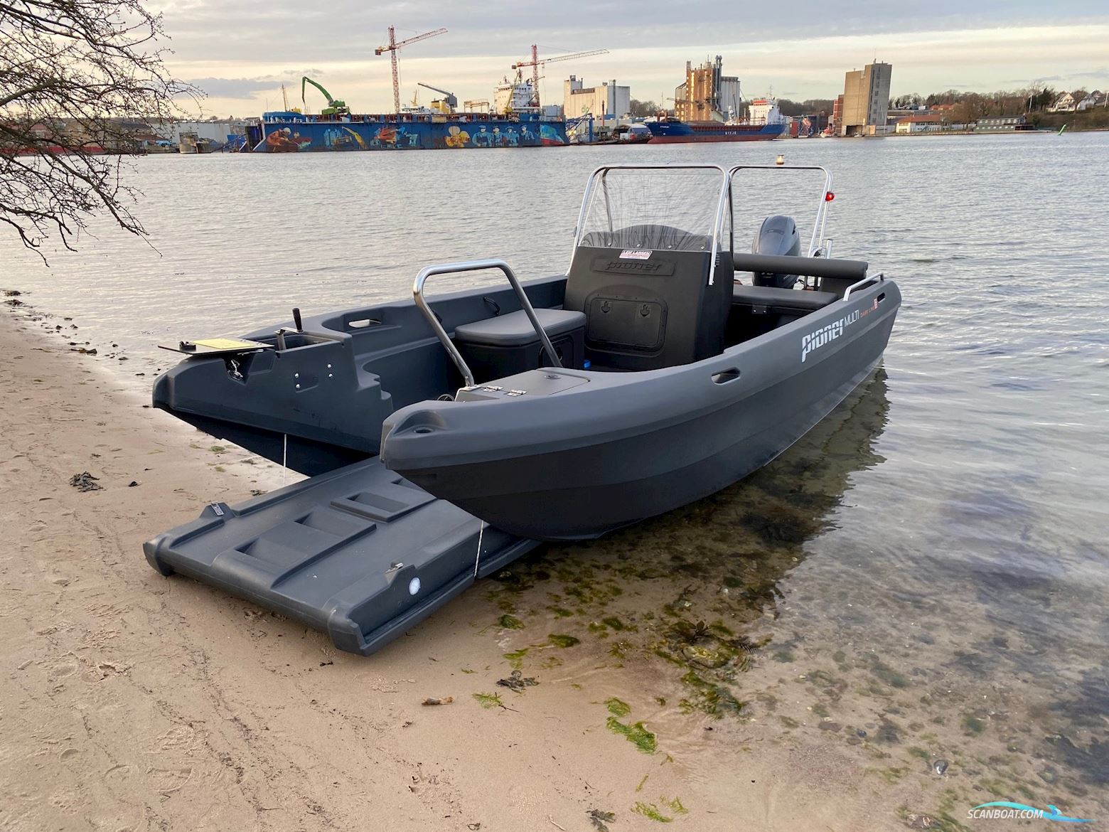 Pioner Multi III Centerkonsol Motorboot 2022, mit Yamaha F40FETL motor, Dänemark