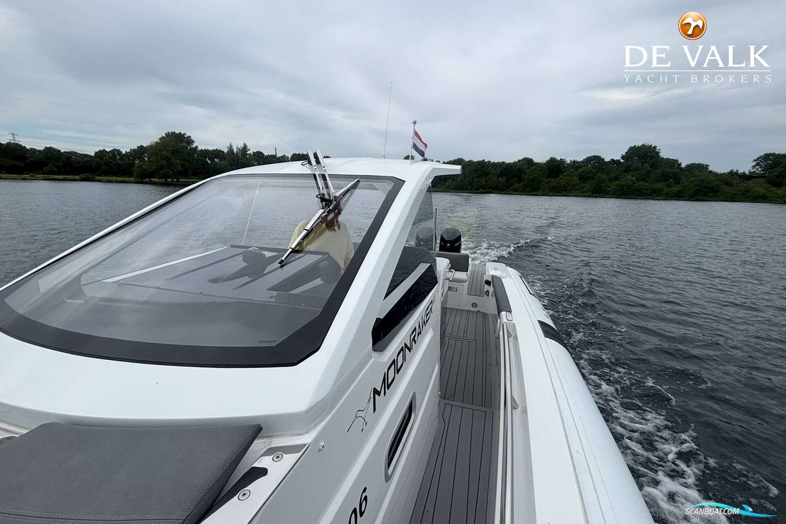 Pirelli 35 Outboard
