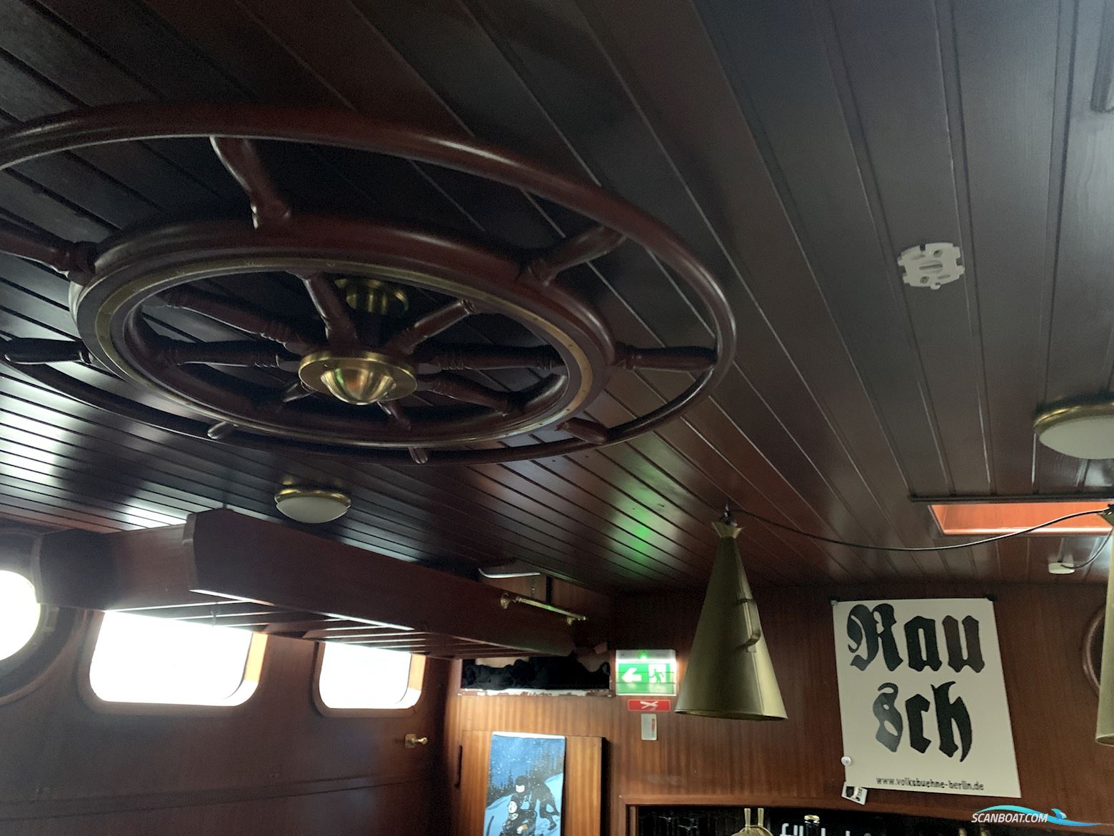 Platbodem Motortjalk