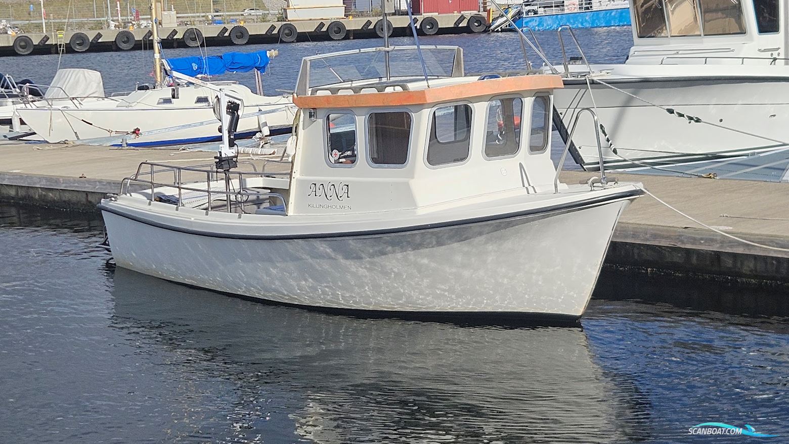 Pollux 21 Fishing