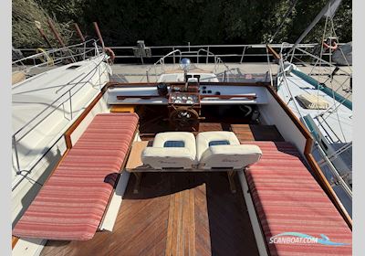 Polyboats Polyflash Motorboot 1963, mit Daimler Benz OM 617 motor, Deutschland