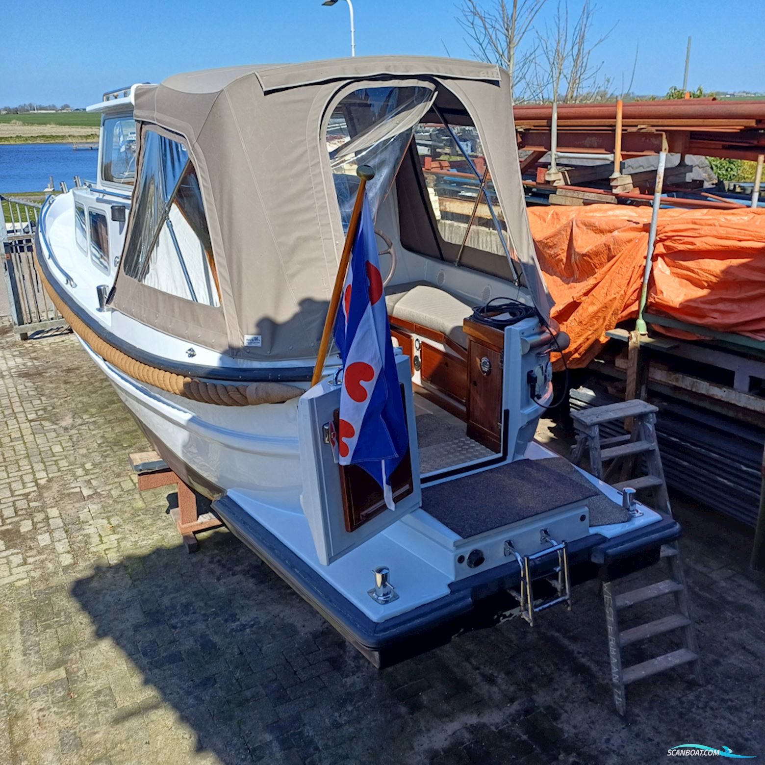 Polymore Alk Cabin sloep