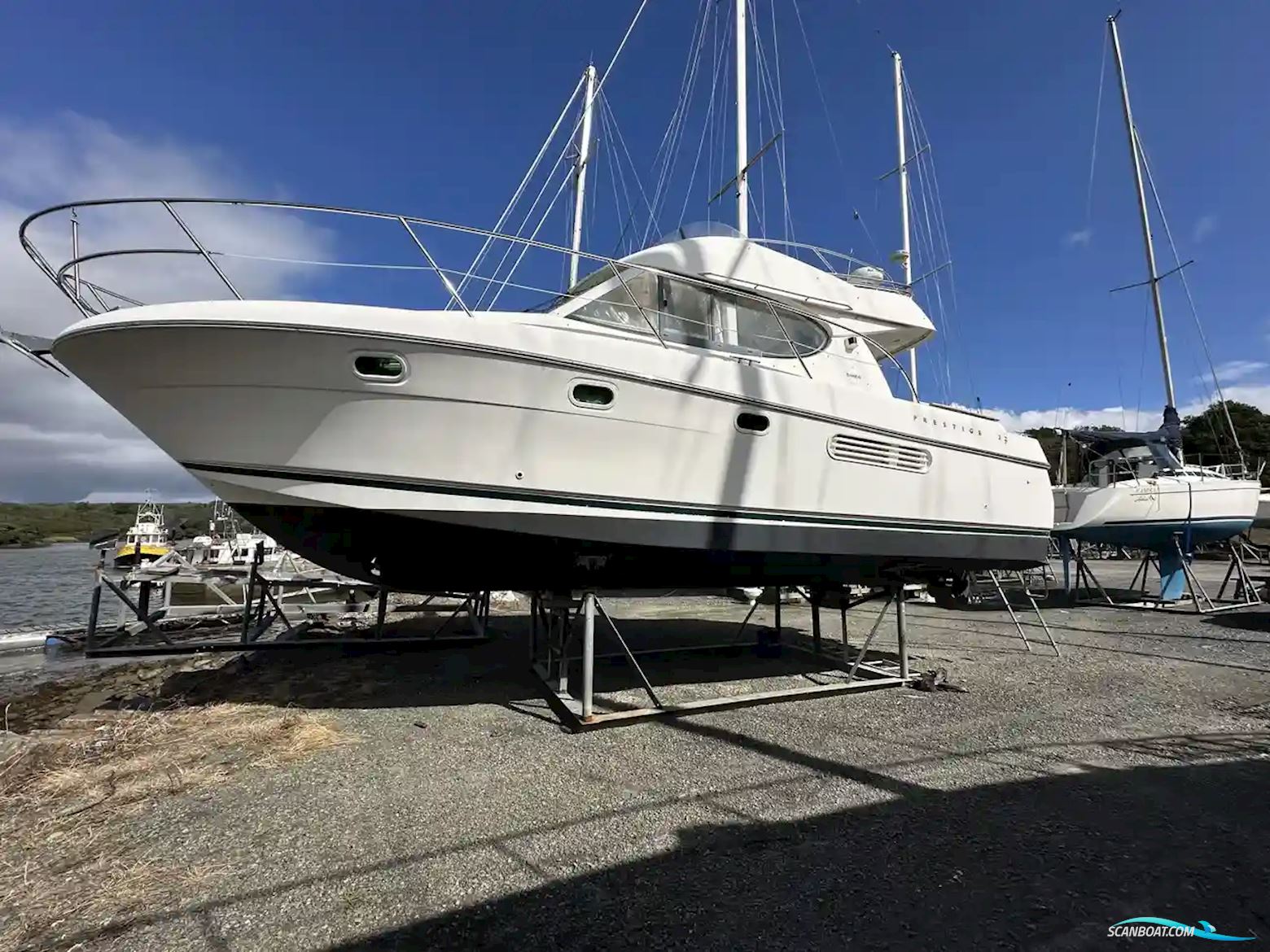 Prestige 32 Motorboot 2004, mit Volvo motor, Irland