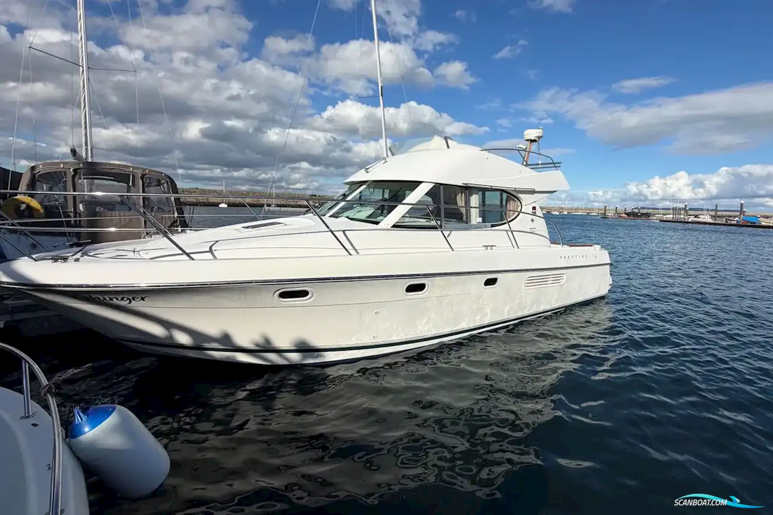 Prestige 32