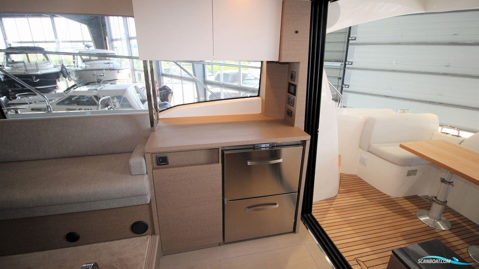 Prestige 420 Fly