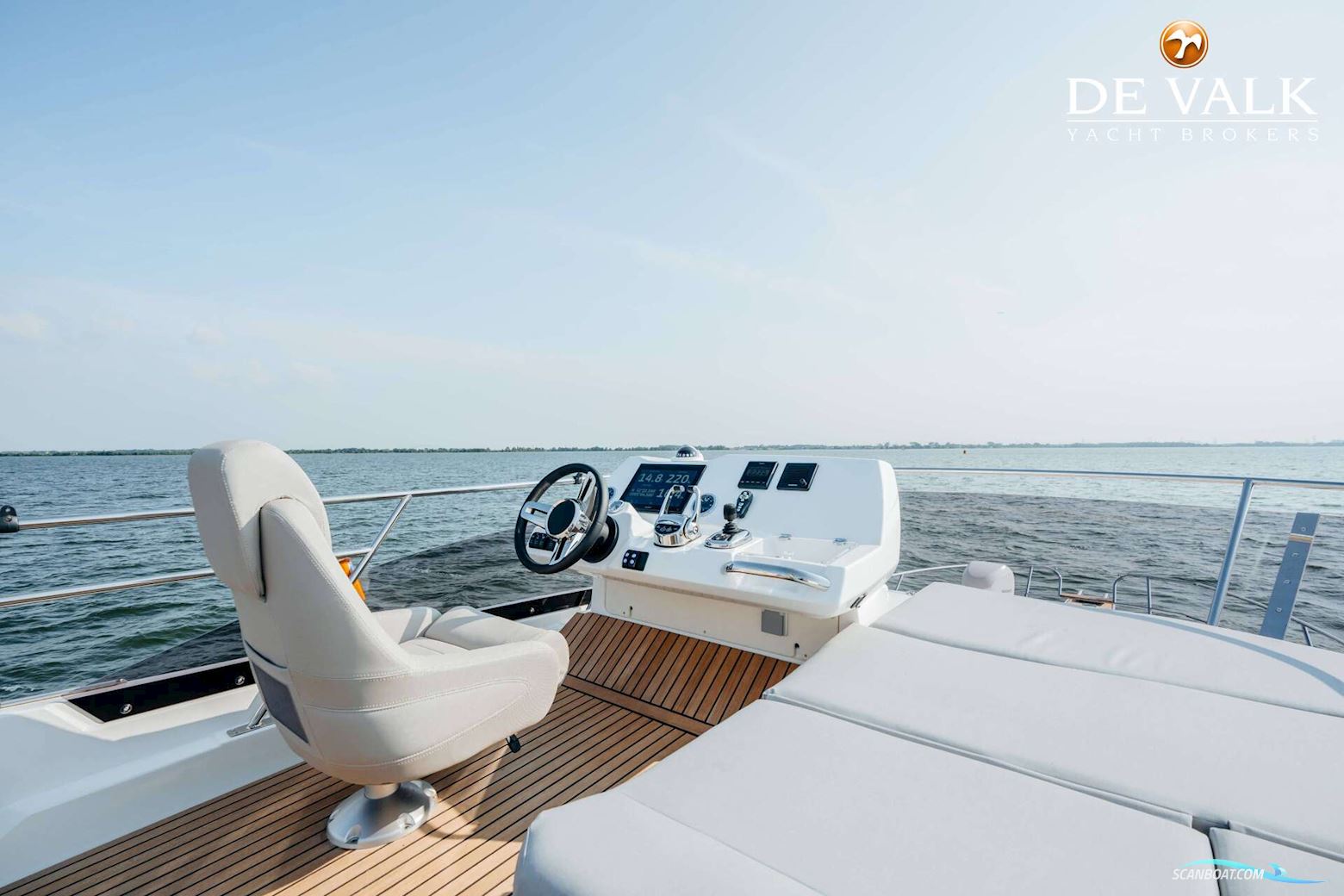 Prestige 420 Flybridge