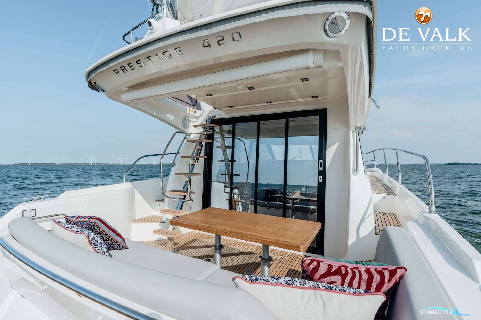 Prestige 420 Flybridge