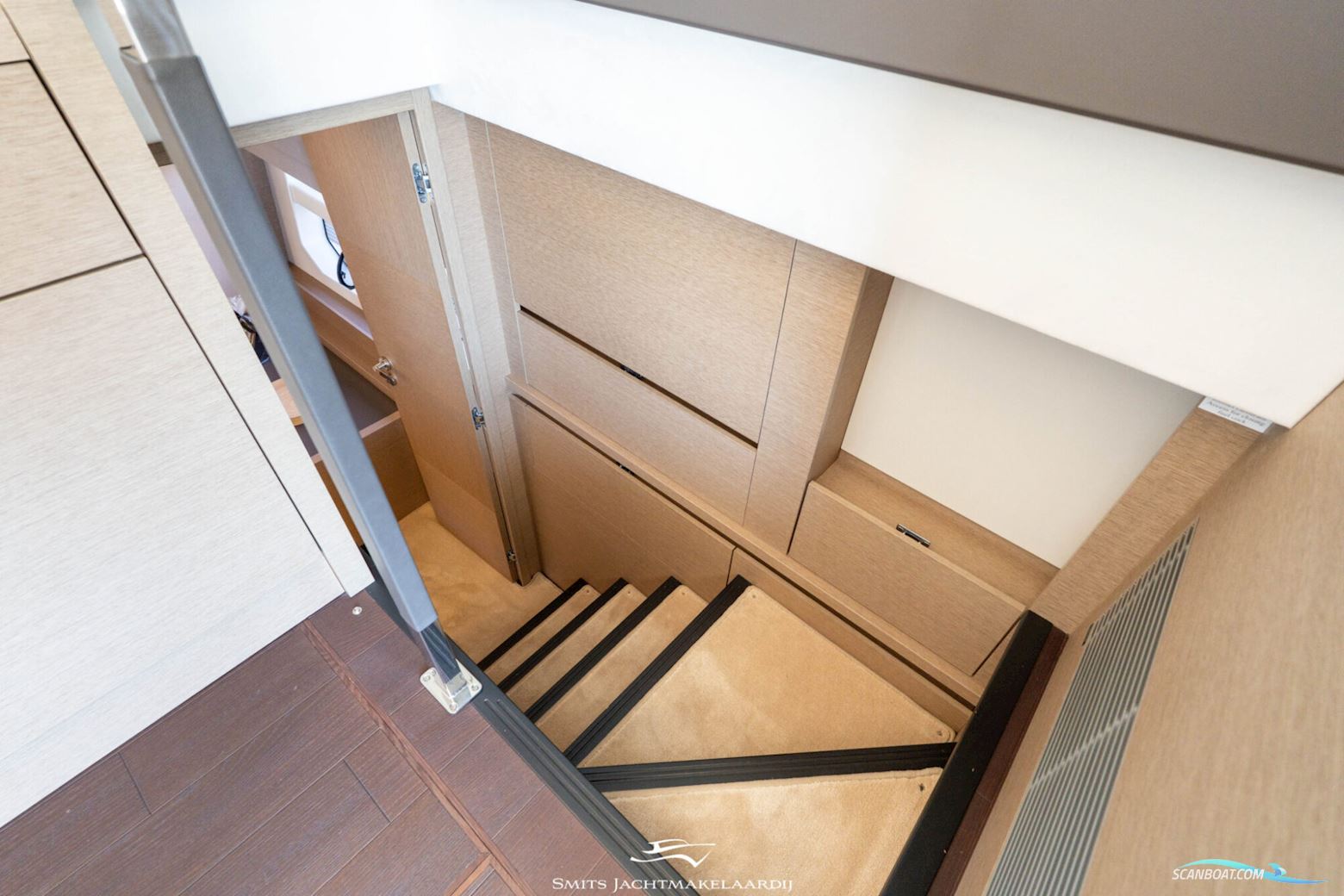 Prestige 590 Flybridge