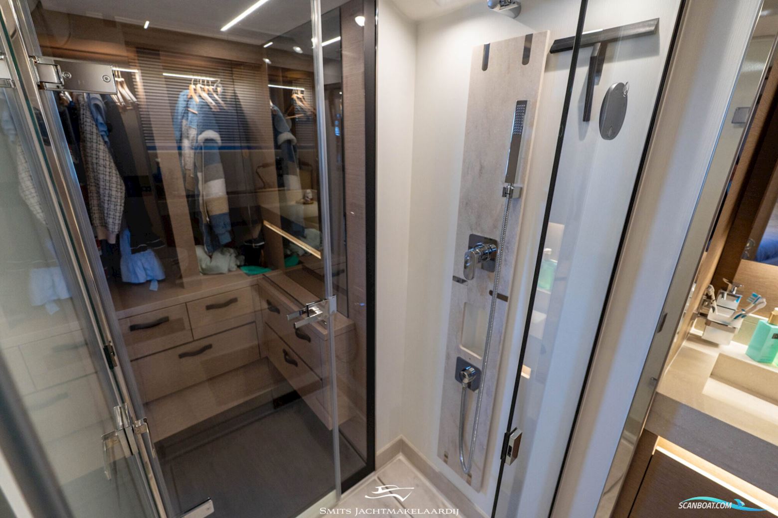 Prestige 590 Flybridge