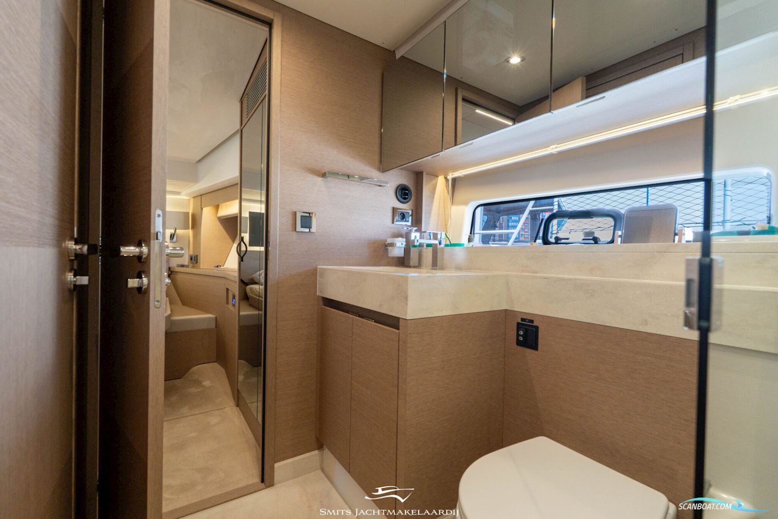 Prestige 590 Flybridge