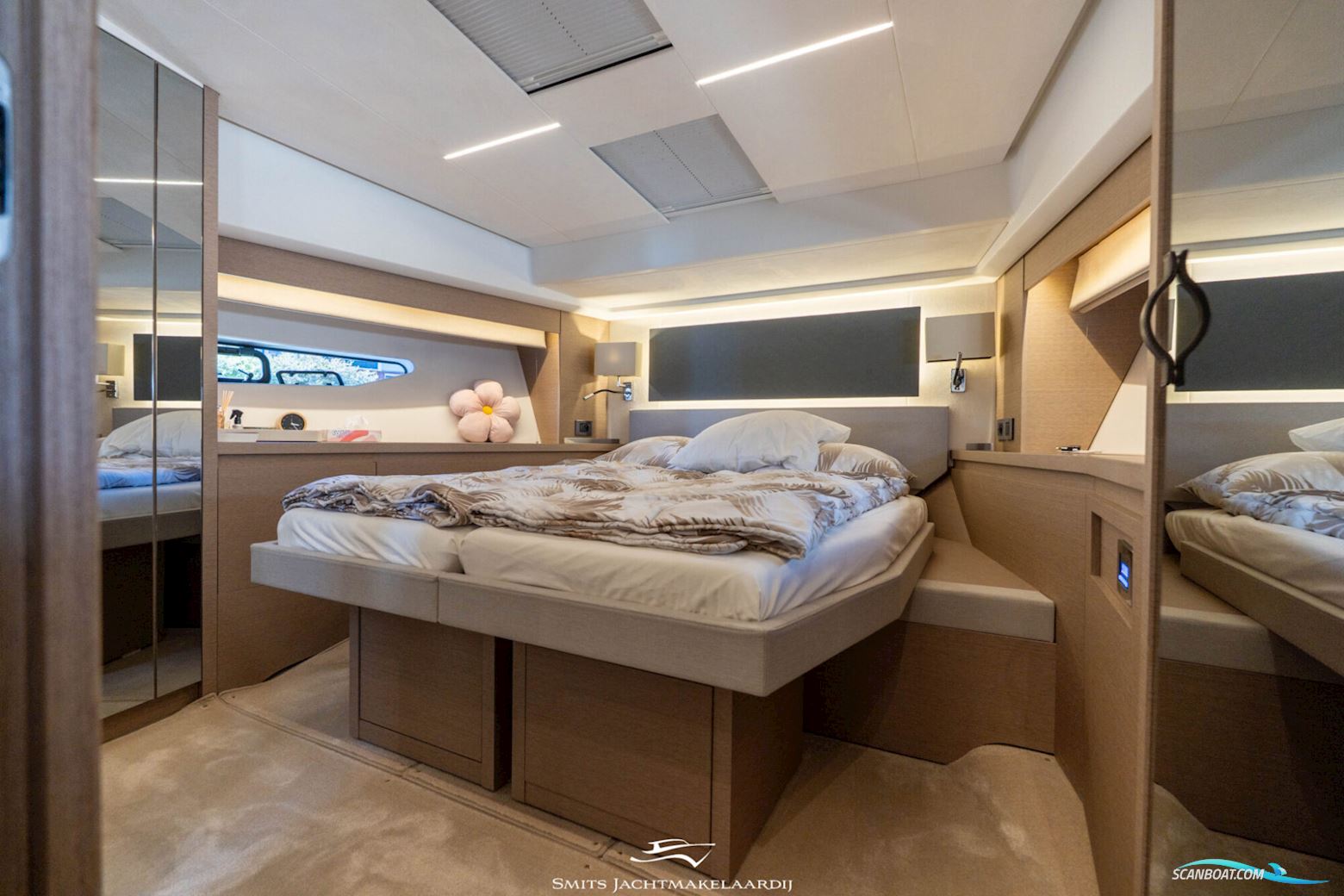 Prestige 590 Flybridge