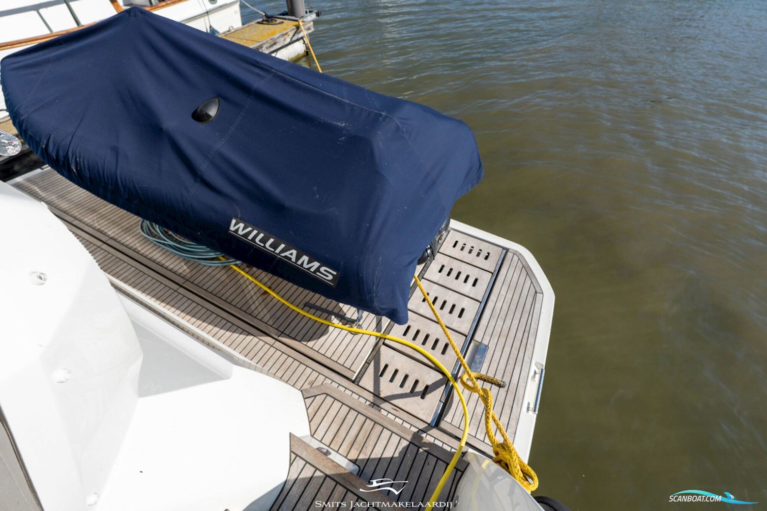 Prestige 590 Flybridge