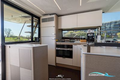 Prestige 590 Flybridge Motorboot 2022, mit Cummins motor, Niederlande
